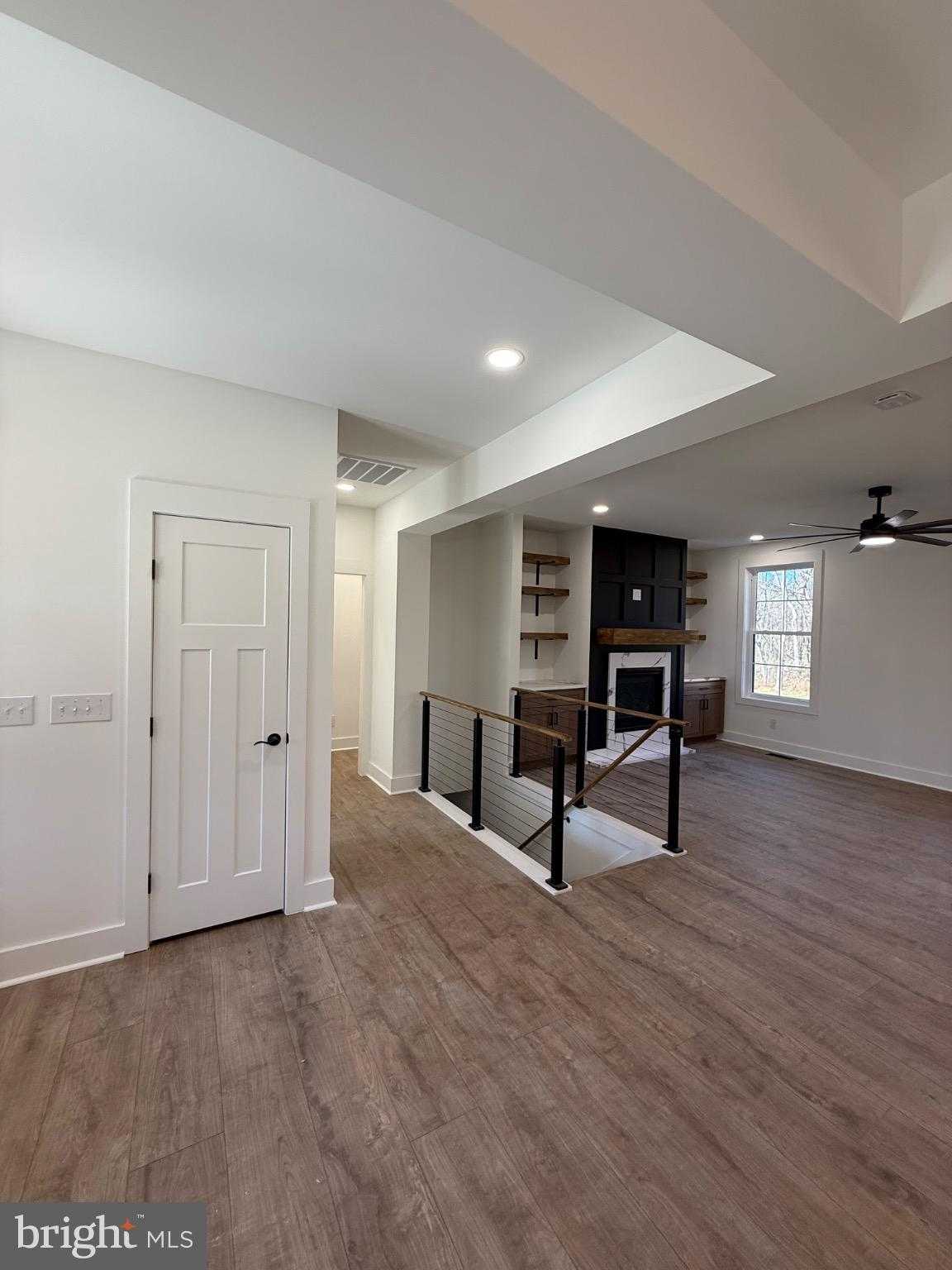 234 Stormfield Dr W photo 13