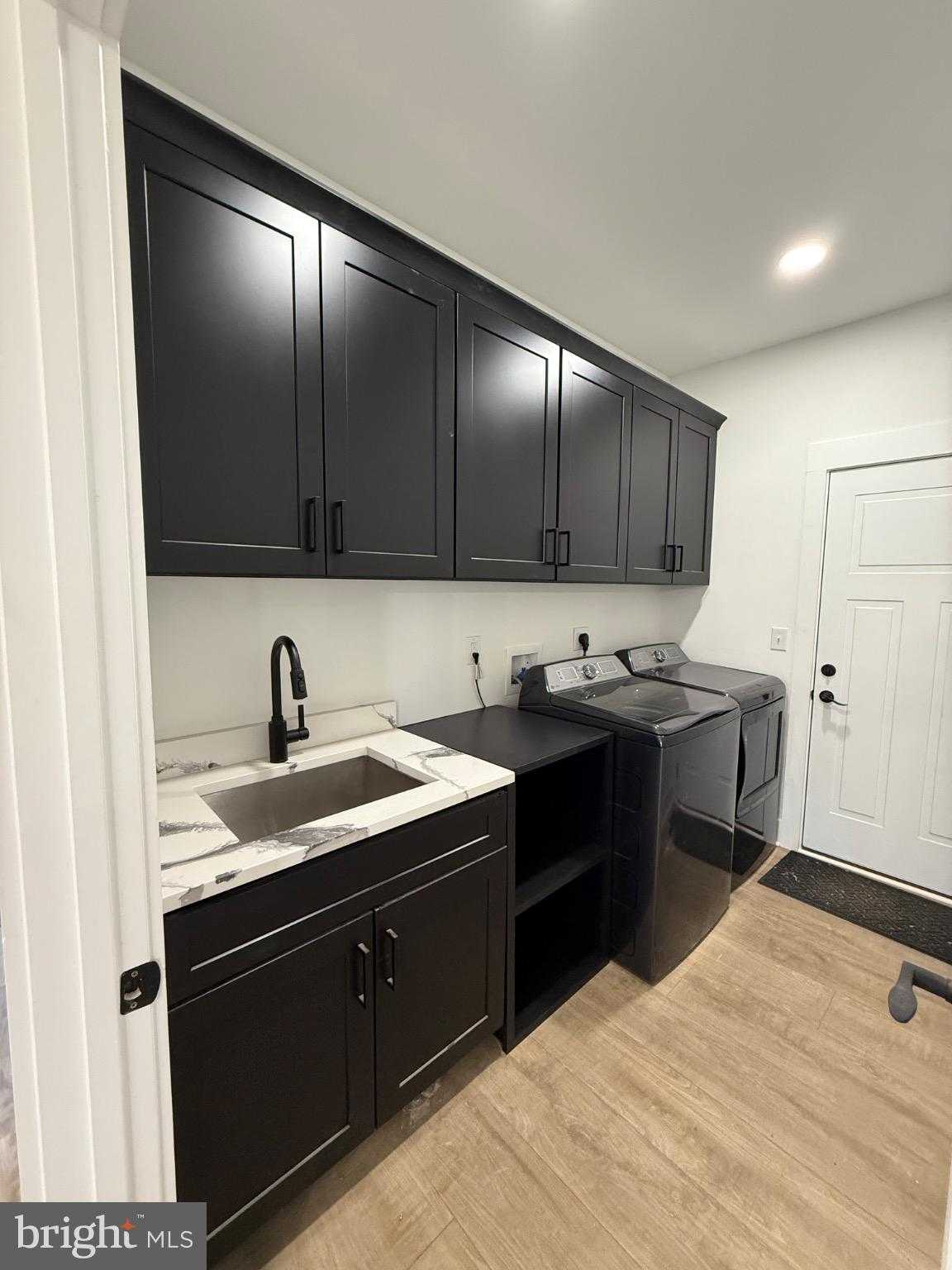 234 Stormfield Dr W photo 21