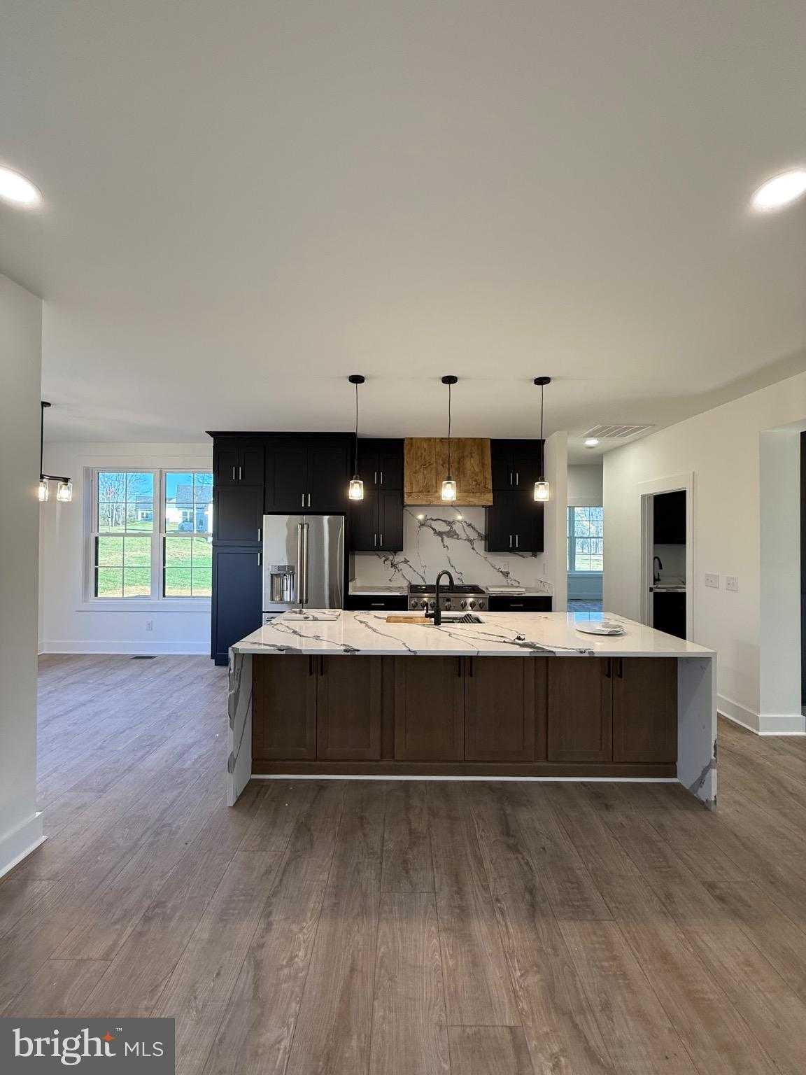 234 Stormfield Dr W photo 29