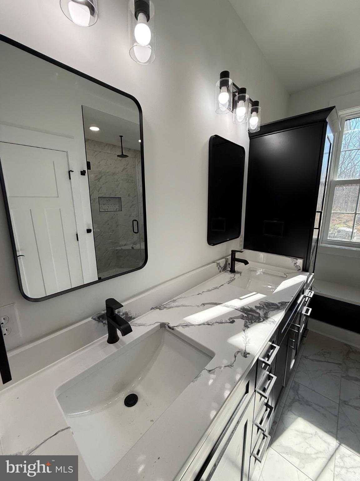 234 Stormfield Dr W photo 40