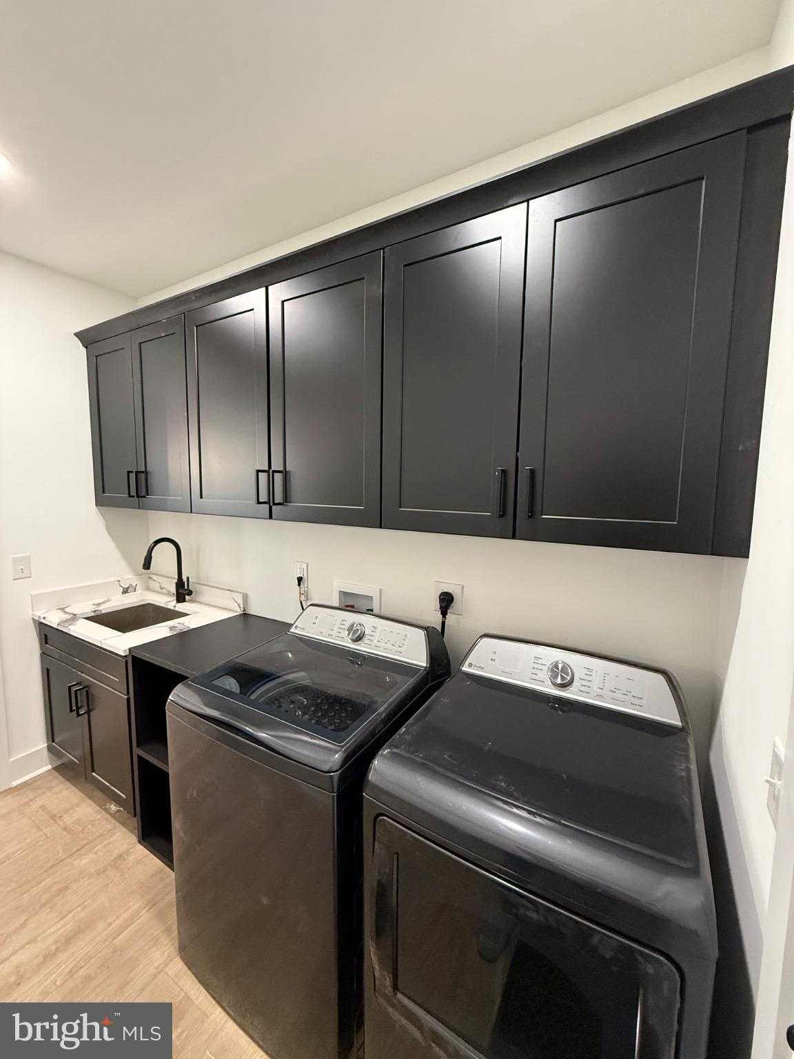 234 Stormfield Dr W photo 47