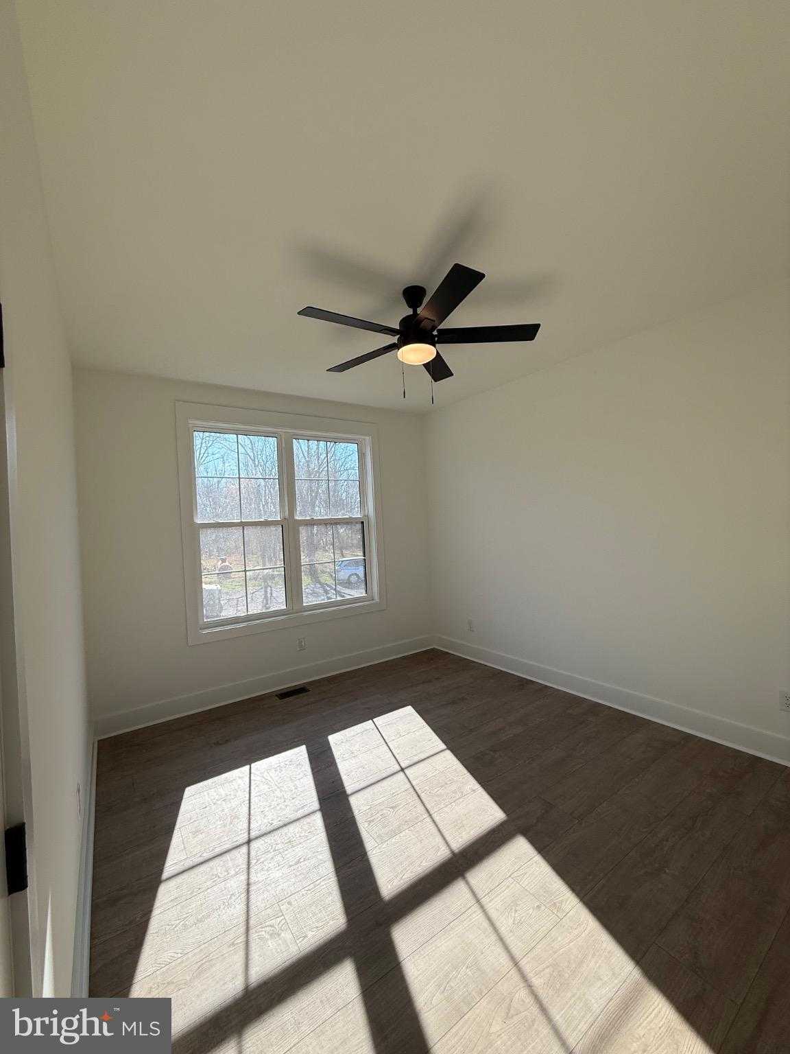 234 Stormfield Dr W photo 66