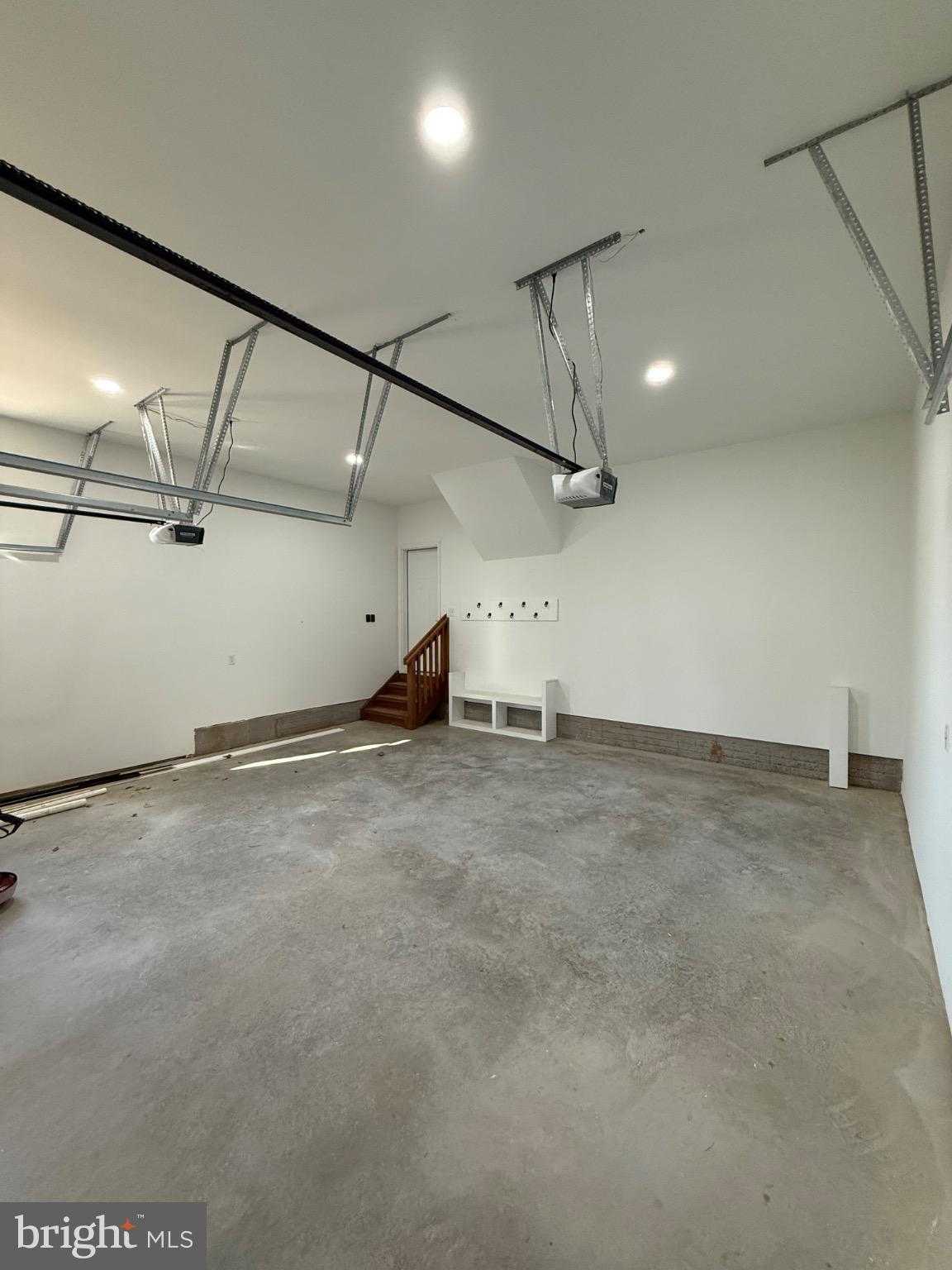 234 Stormfield Dr W photo 69