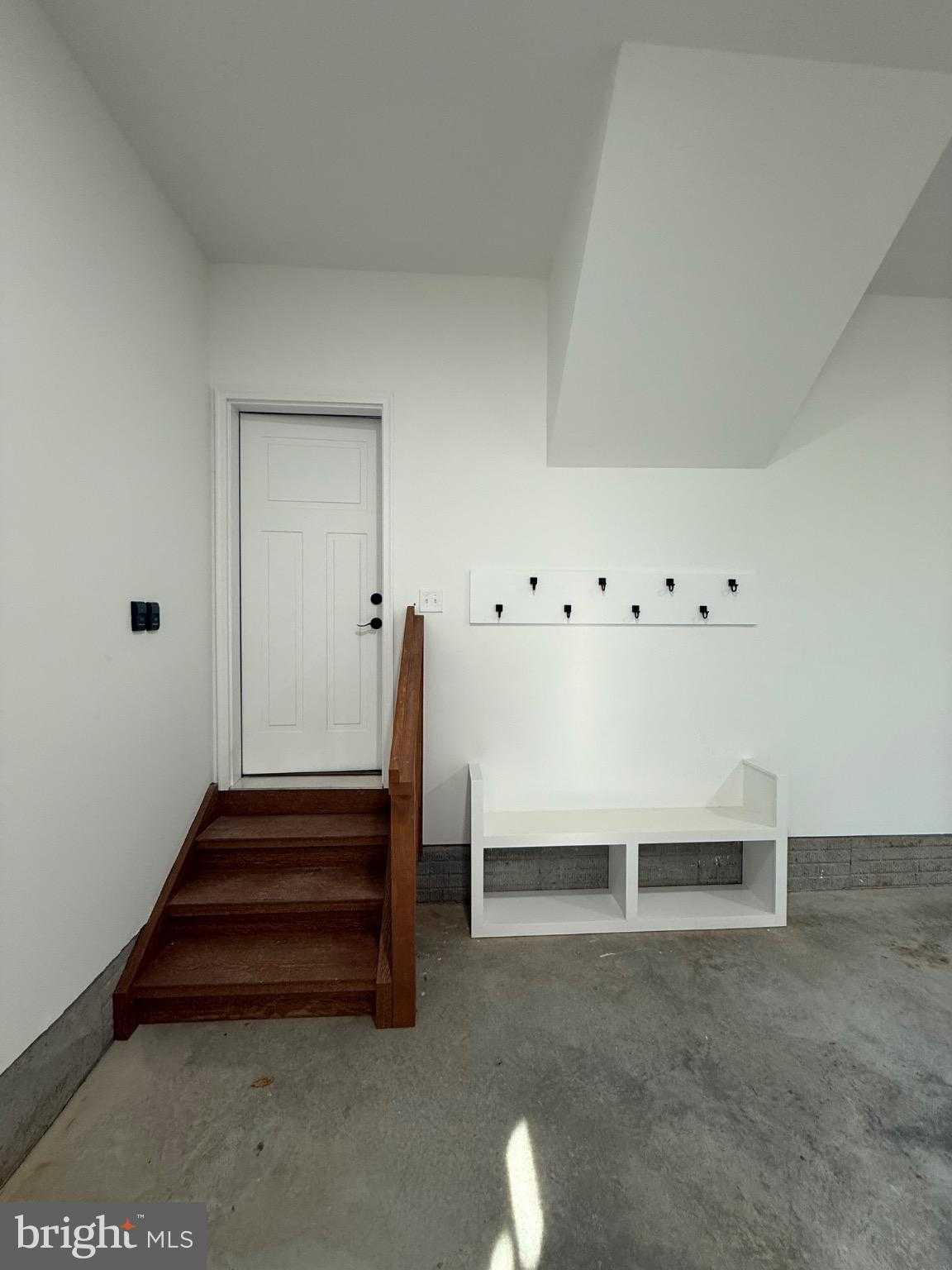 234 Stormfield Dr W photo 71