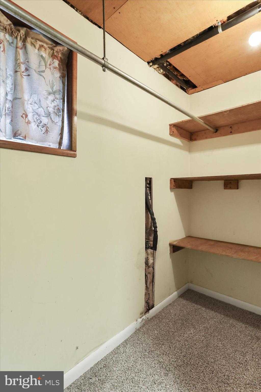 18531 Kent Ave photo 21