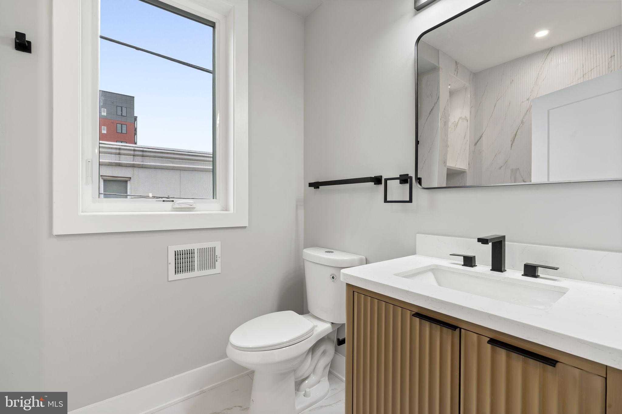 2619 Cedar St photo 21