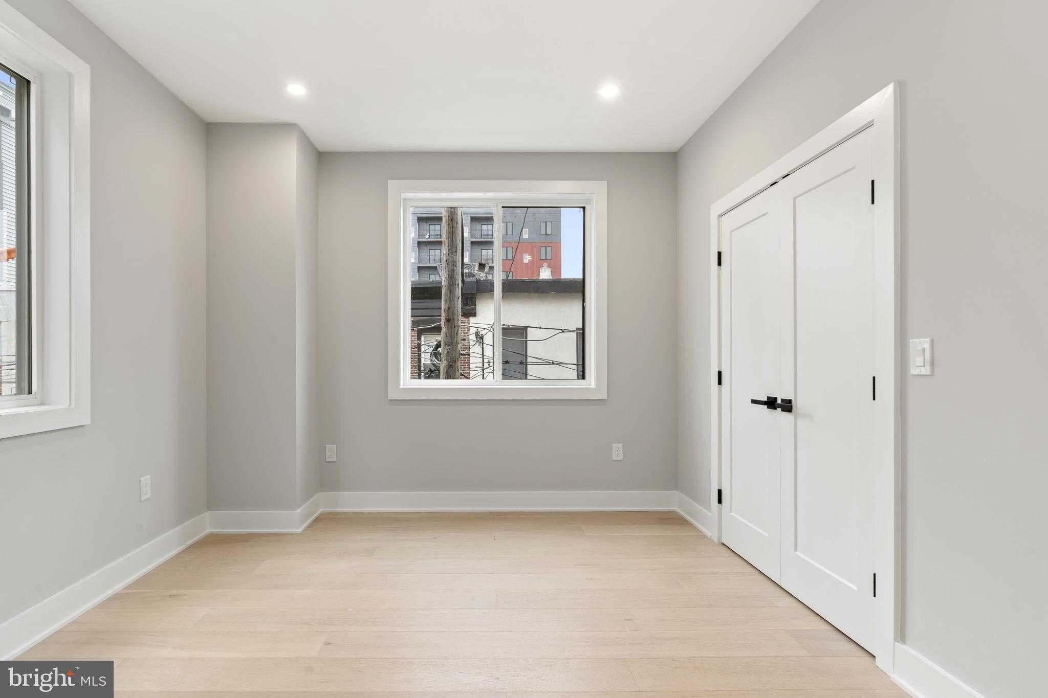 2619 Cedar St photo 28