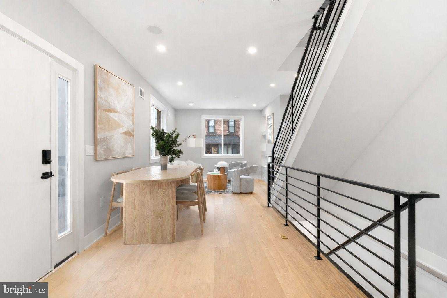 2619 Cedar St photo 3