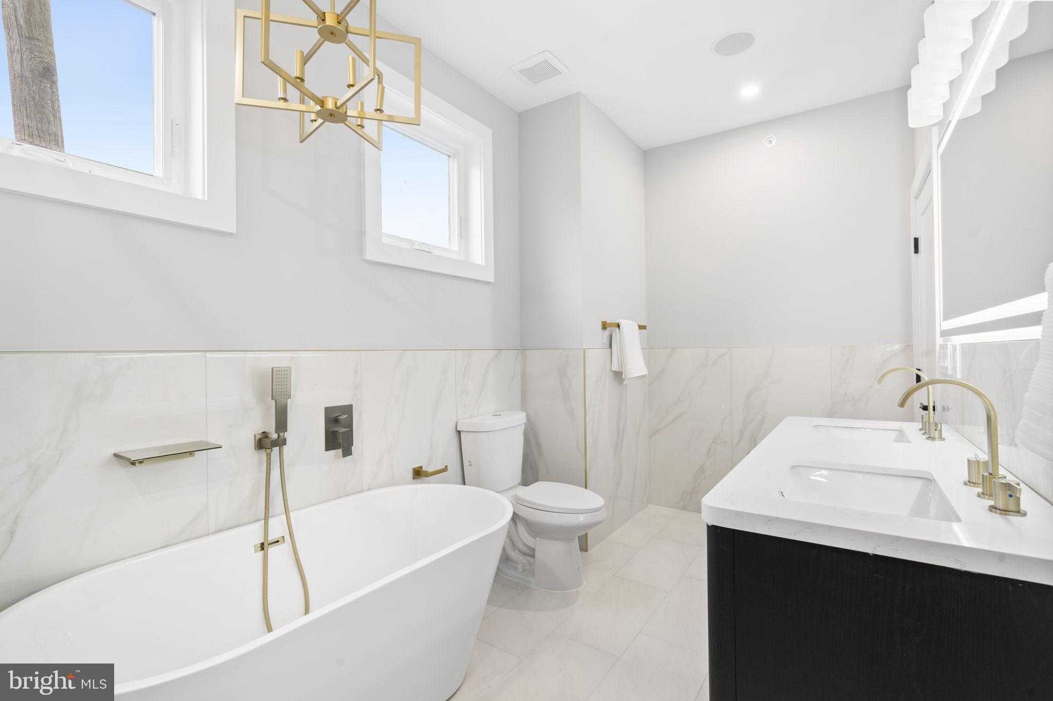 2619 Cedar St photo 43