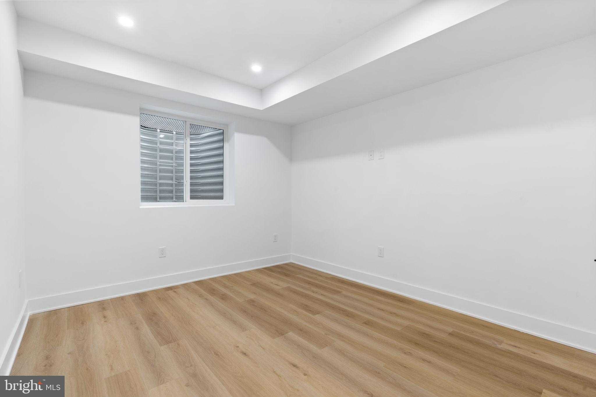 2619 Cedar St photo 61