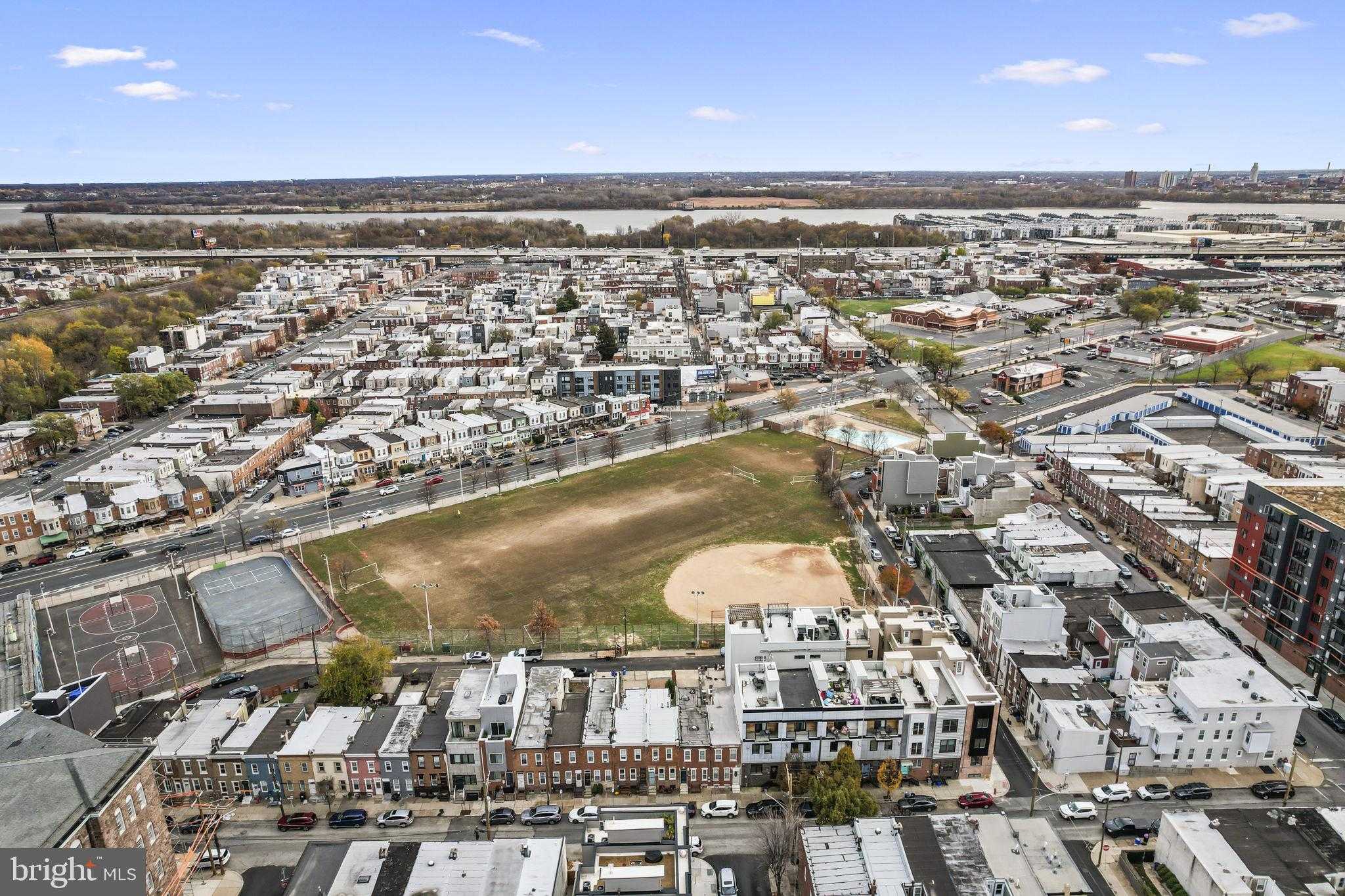 2619 Cedar St photo 76