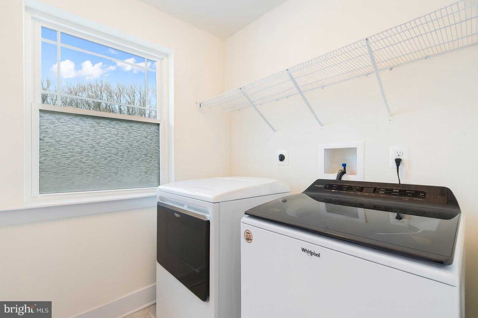 596 West Dr photo 26