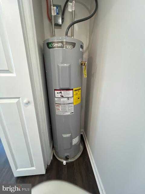 1329 W Roosevelt Blvd photo 83