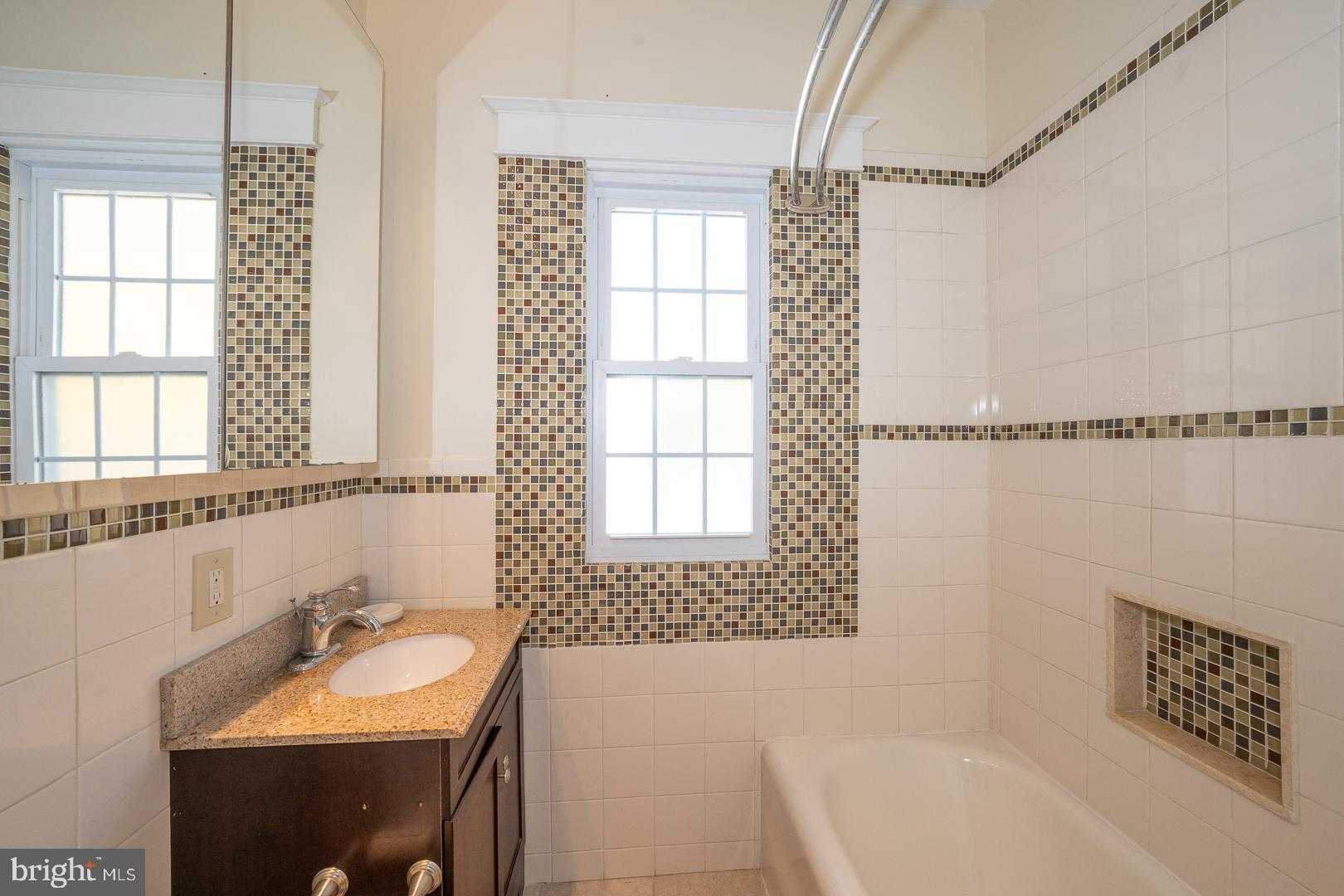 345 Valley Rd photo 20