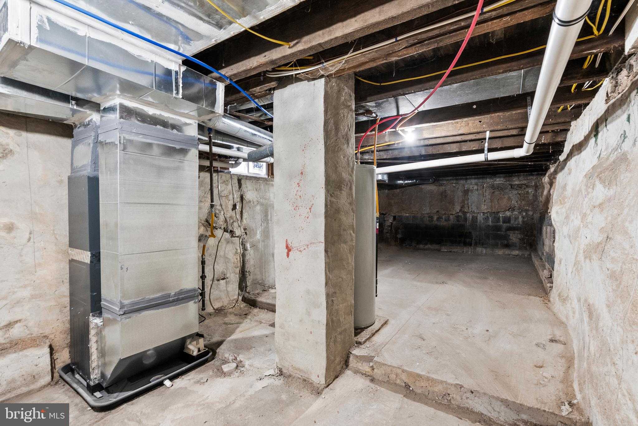 4627 Edgemont St photo 23