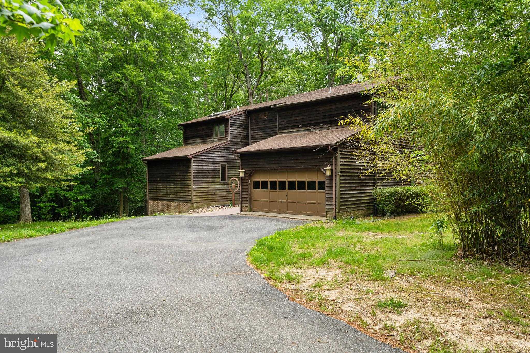 8095 Plowden Dr photo 43