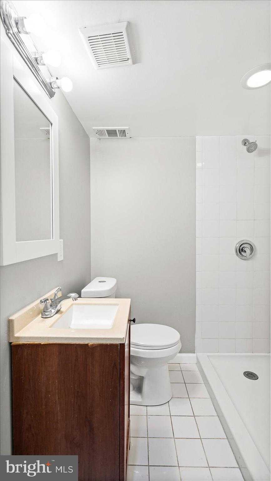 5454 Cedonia Ave photo 19