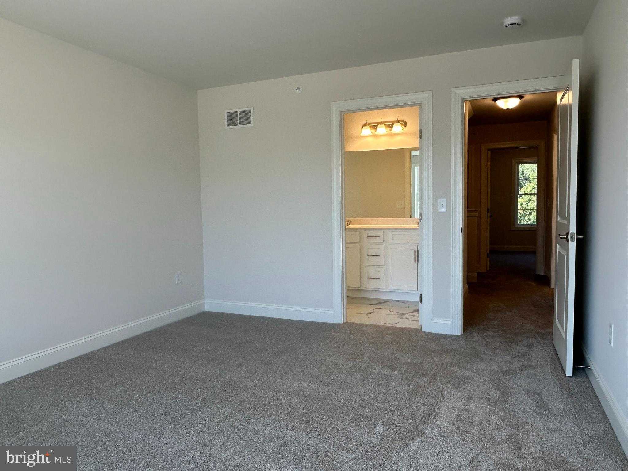 128 Magnolia Dr photo 13