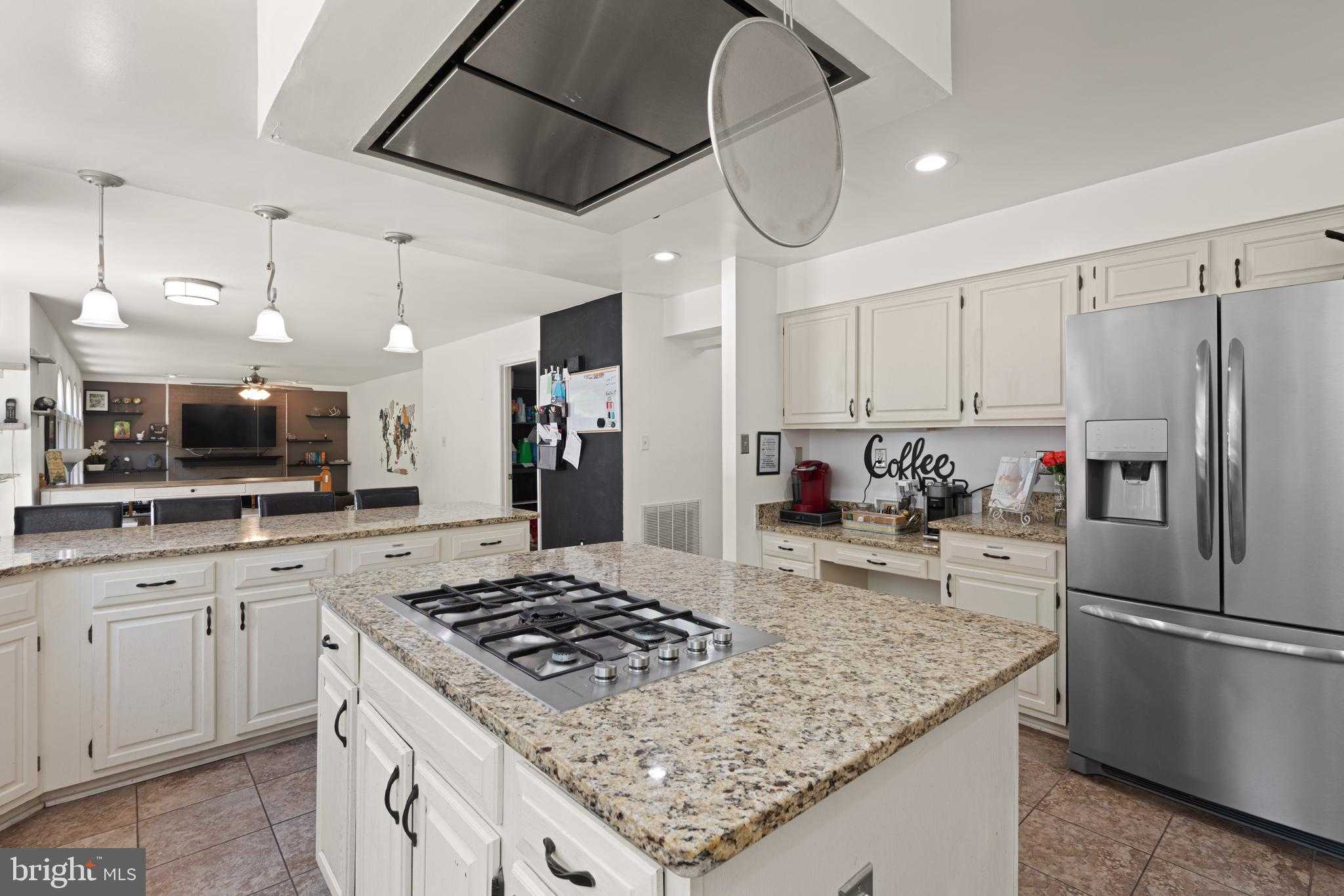 7912 Wingate Dr photo 45