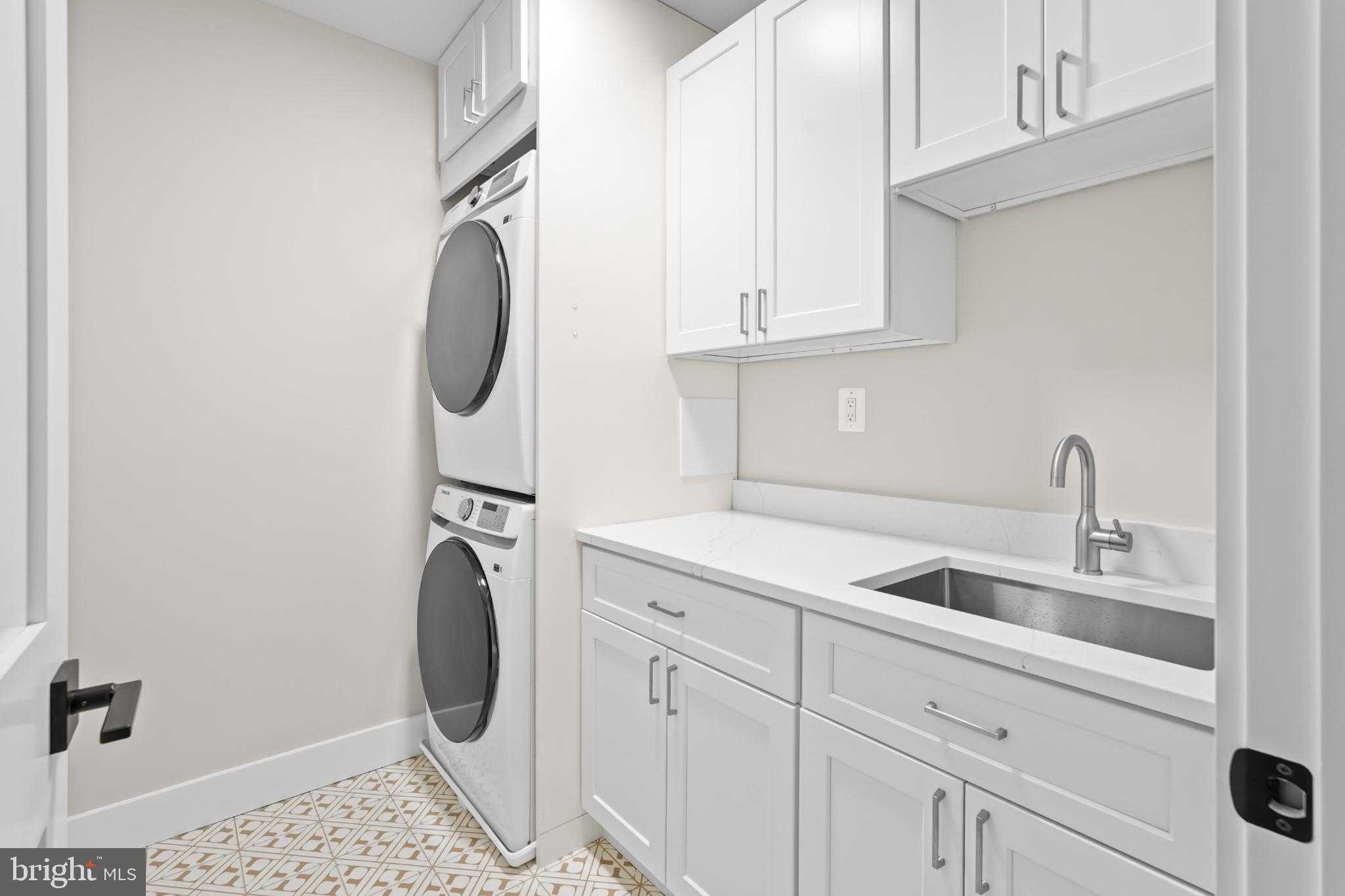 9909 Dickens Ave photo 30