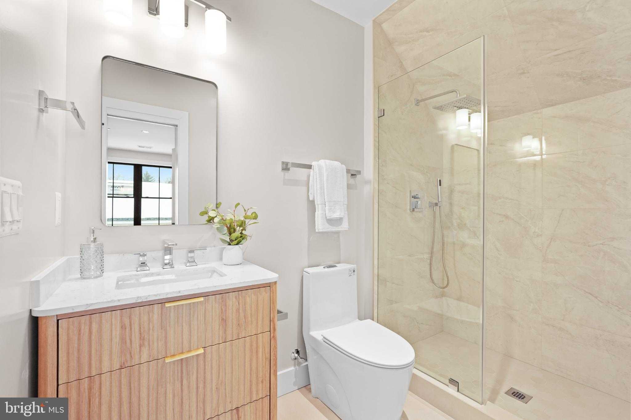 9909 Dickens Ave photo 49