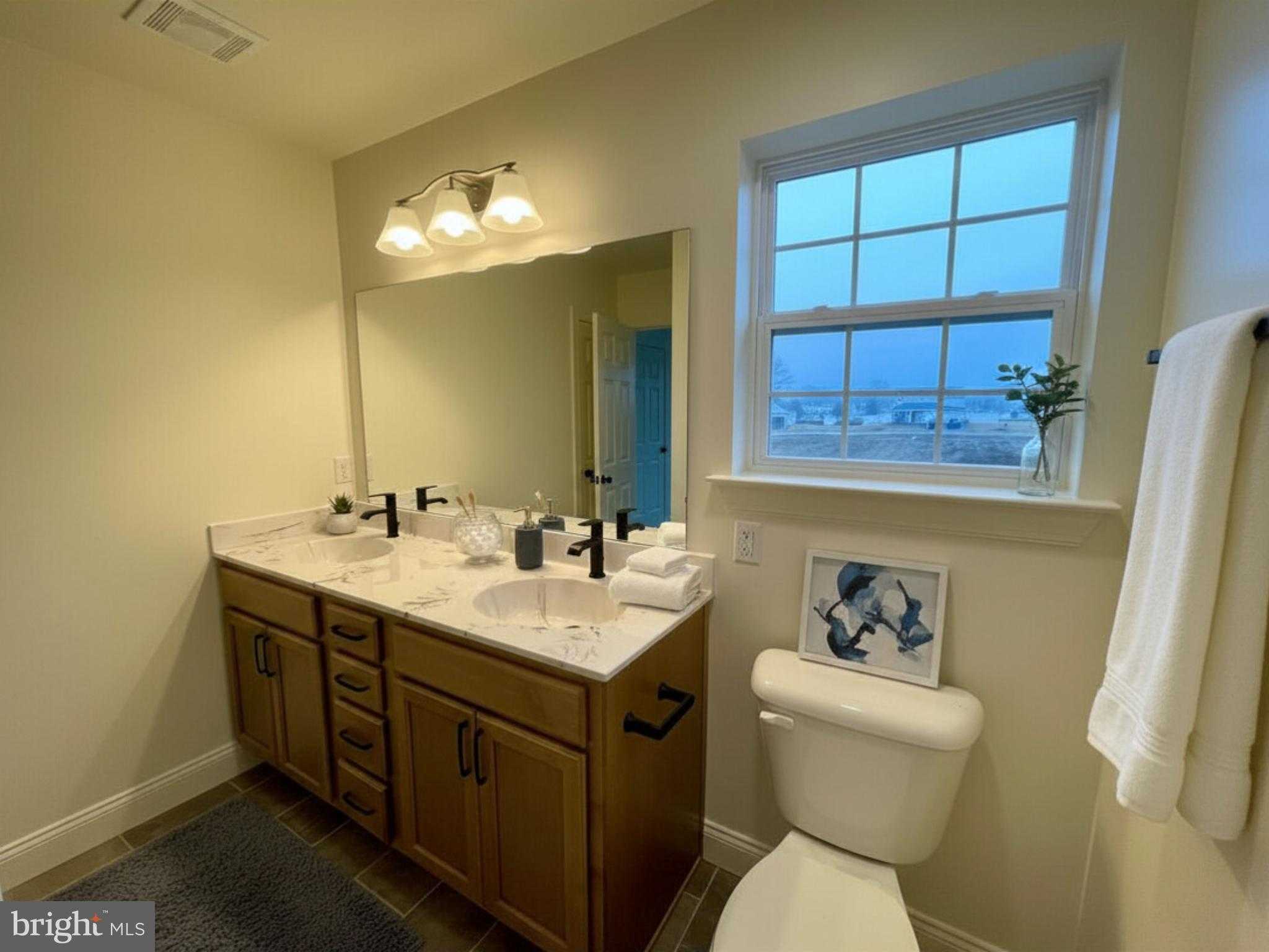 305 Jasmine Dr photo 19