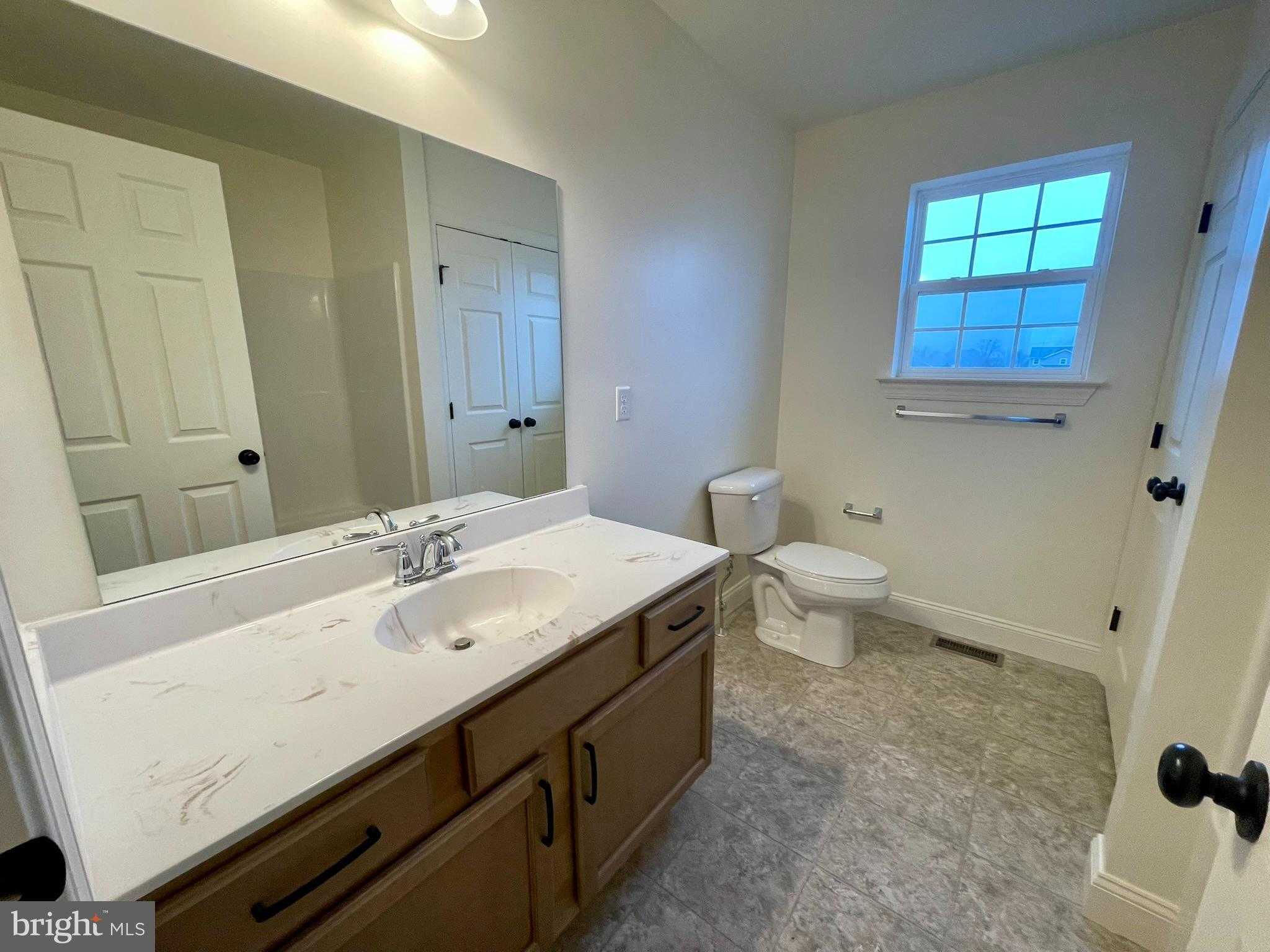 305 Jasmine Dr photo 24