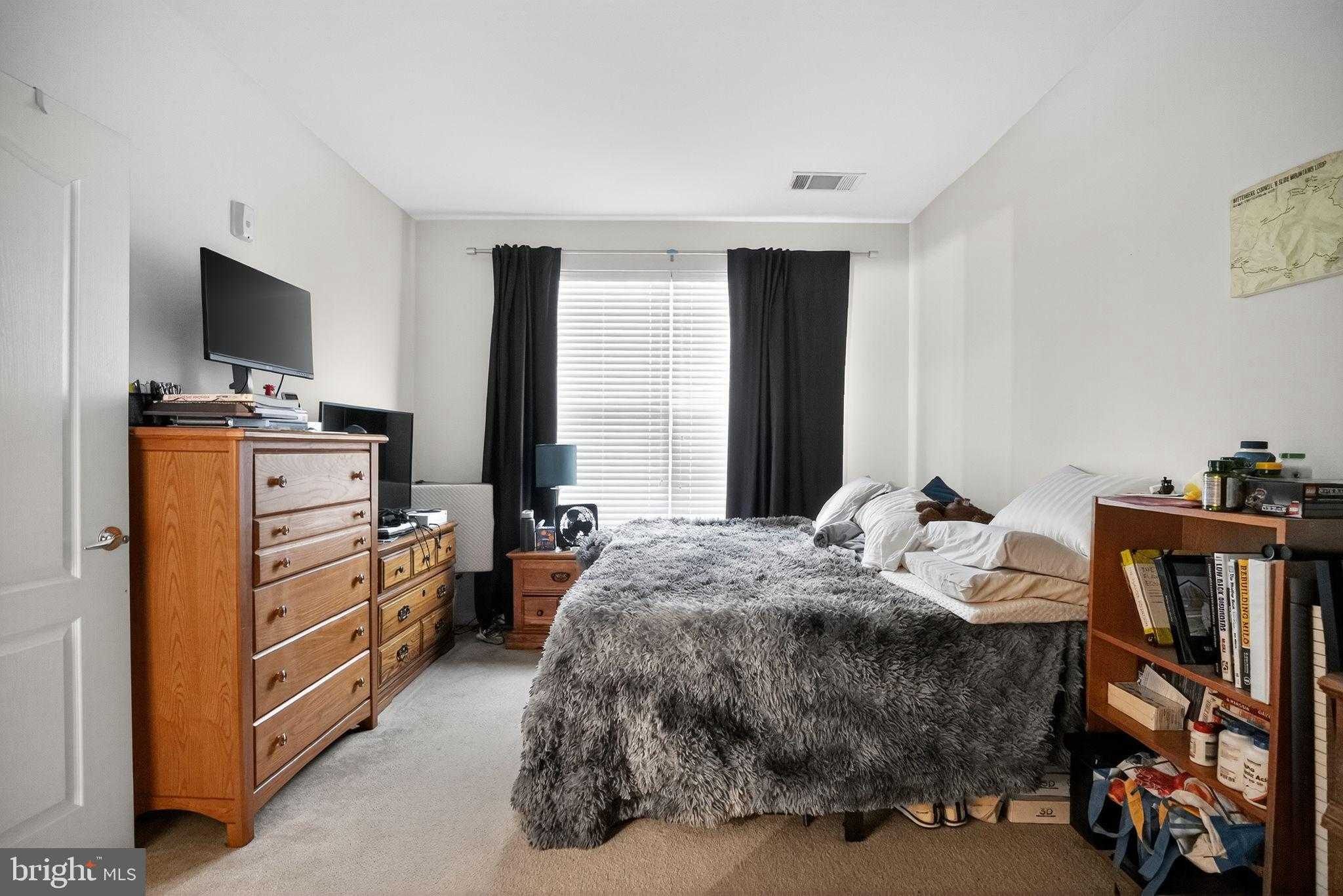 350 W Elm St Ste 3207 photo 24