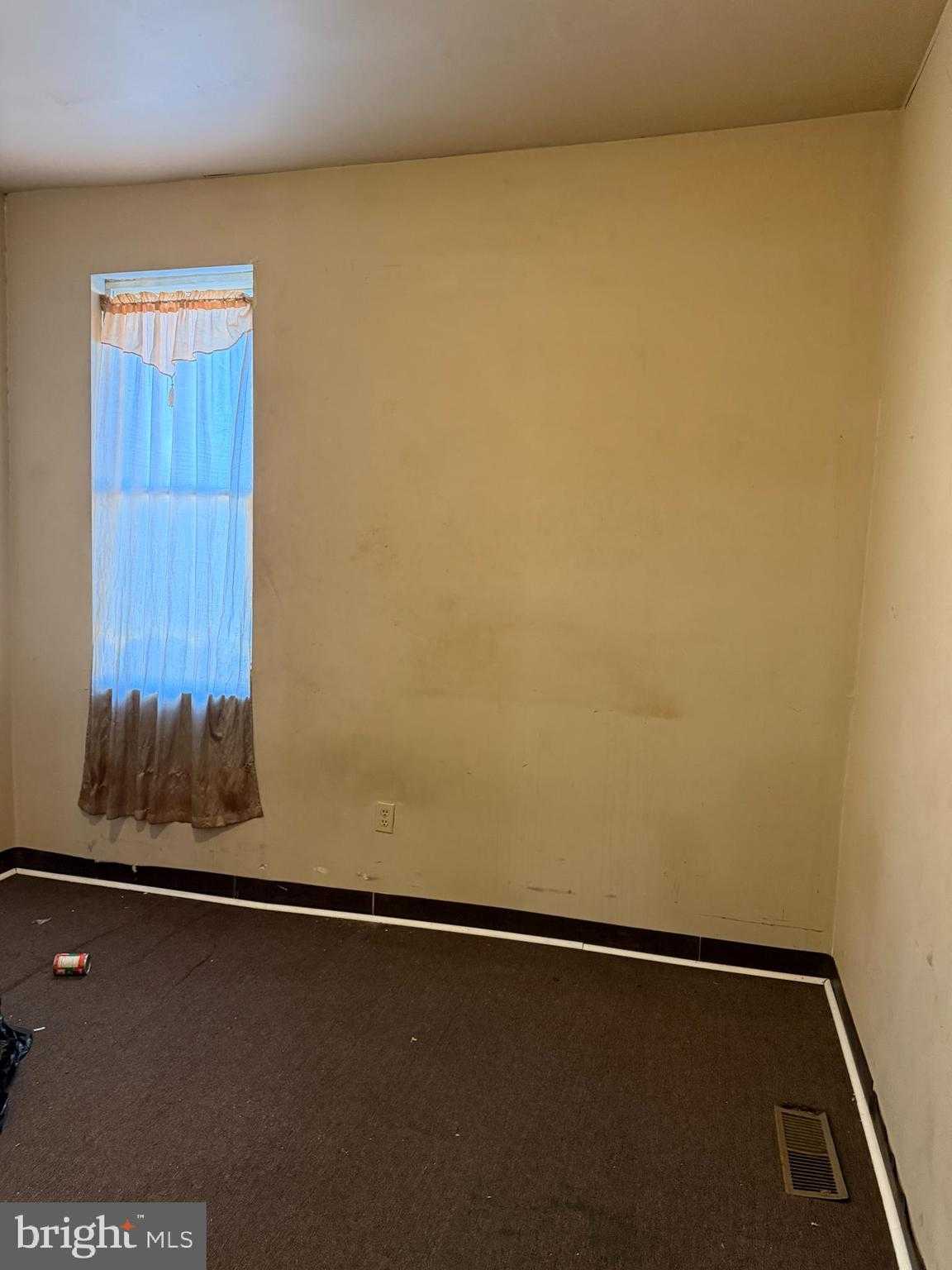 816 E North Ave photo 10