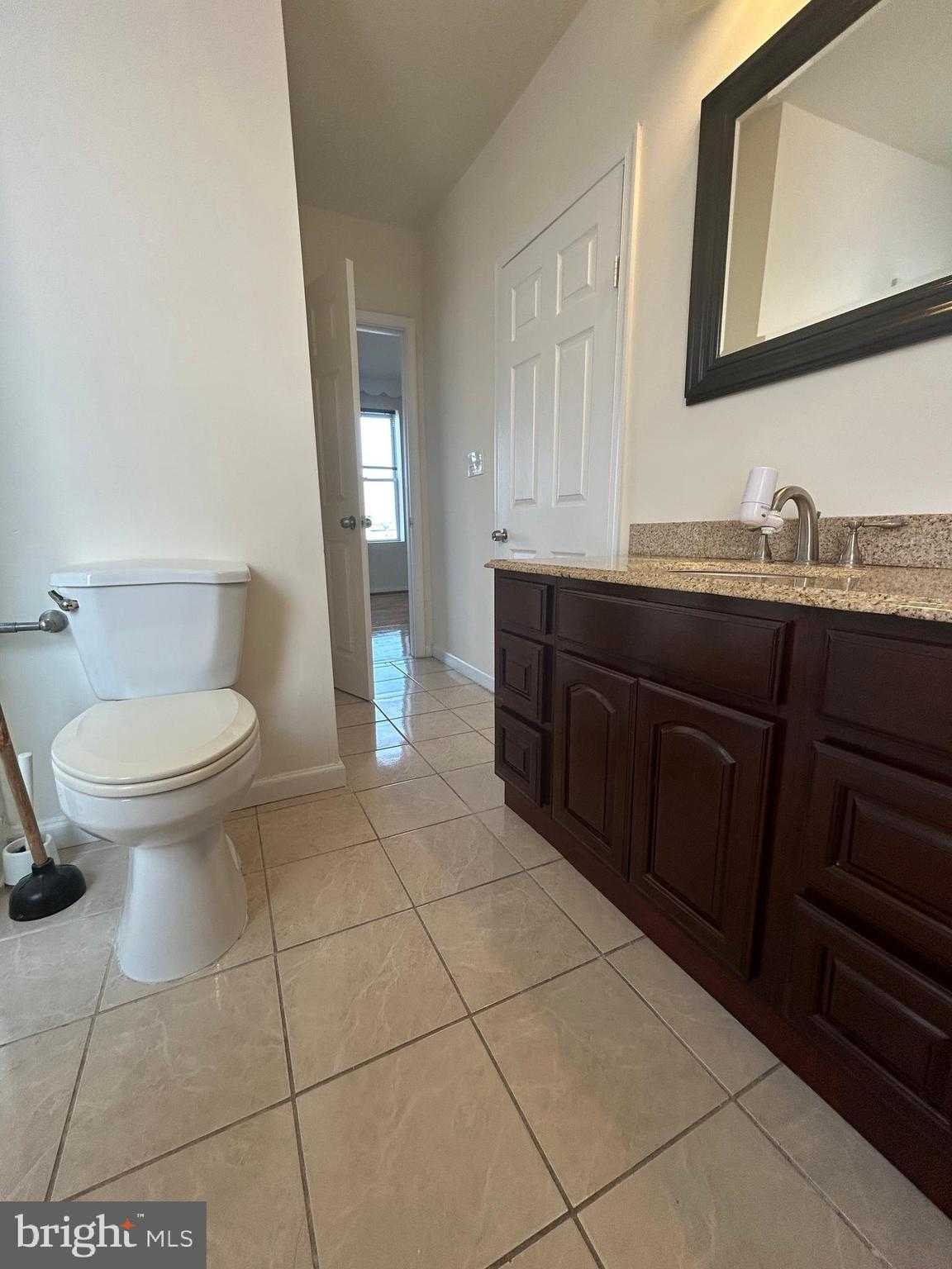 1008 Winton St photo 29