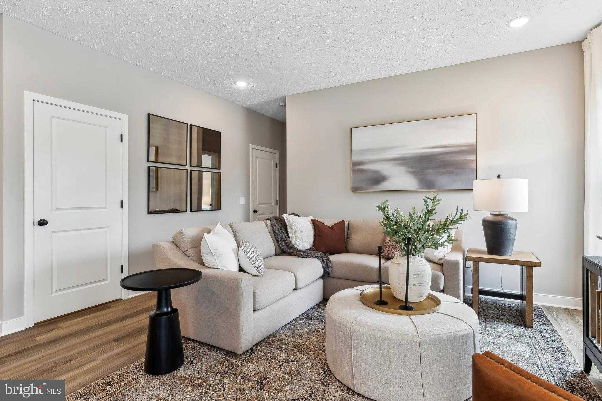 421 Fellers Ln photo 6