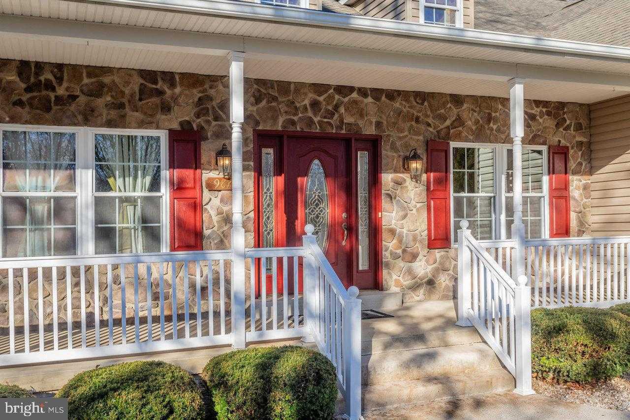 987 Riverside Dr photo 4