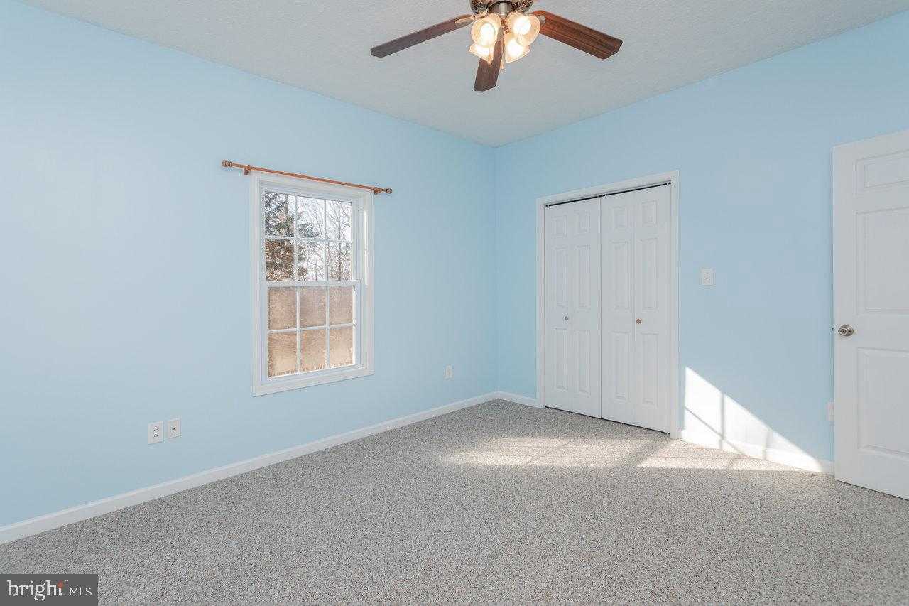 987 Riverside Dr photo 43