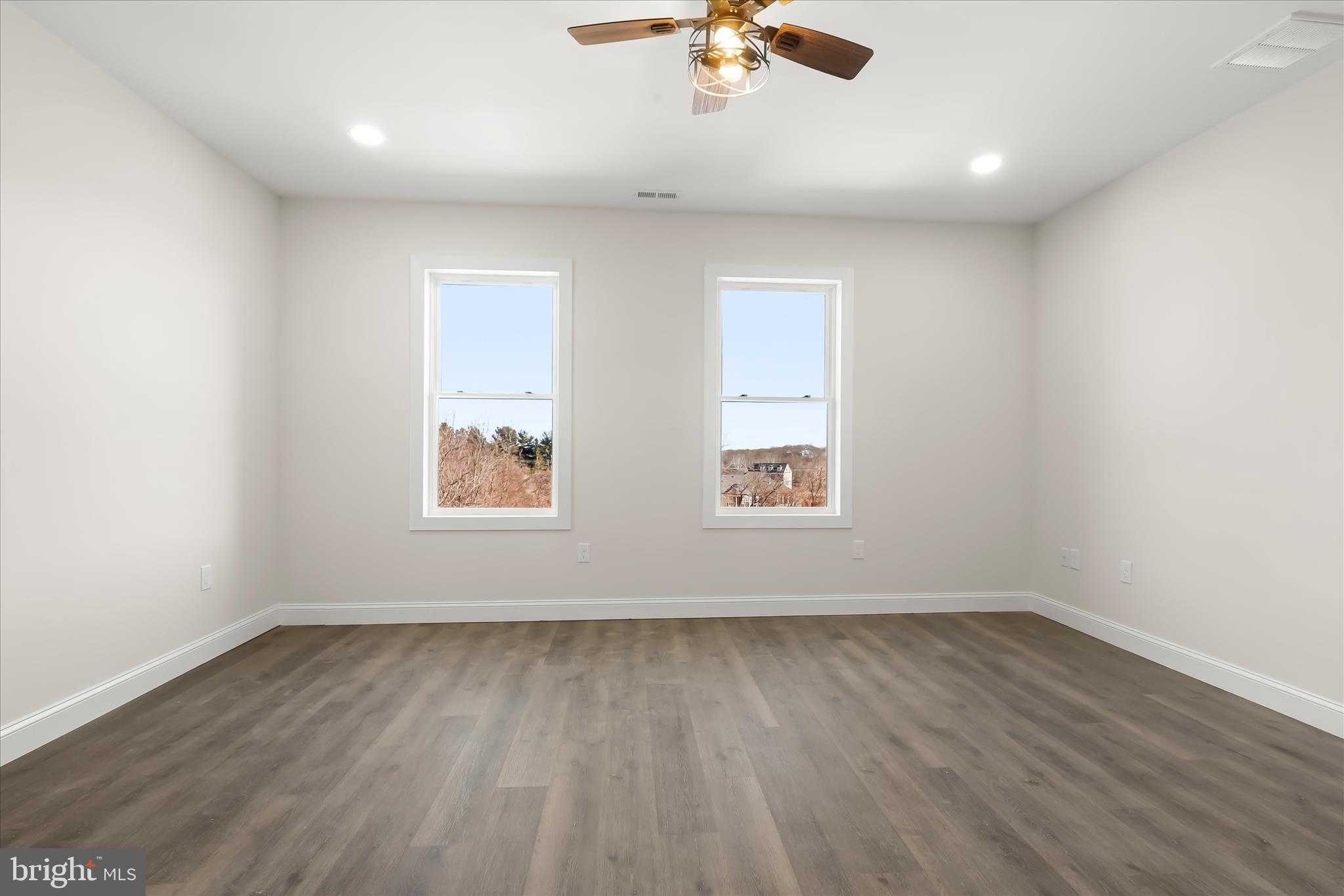 5004 10 Oaks Rd photo 69