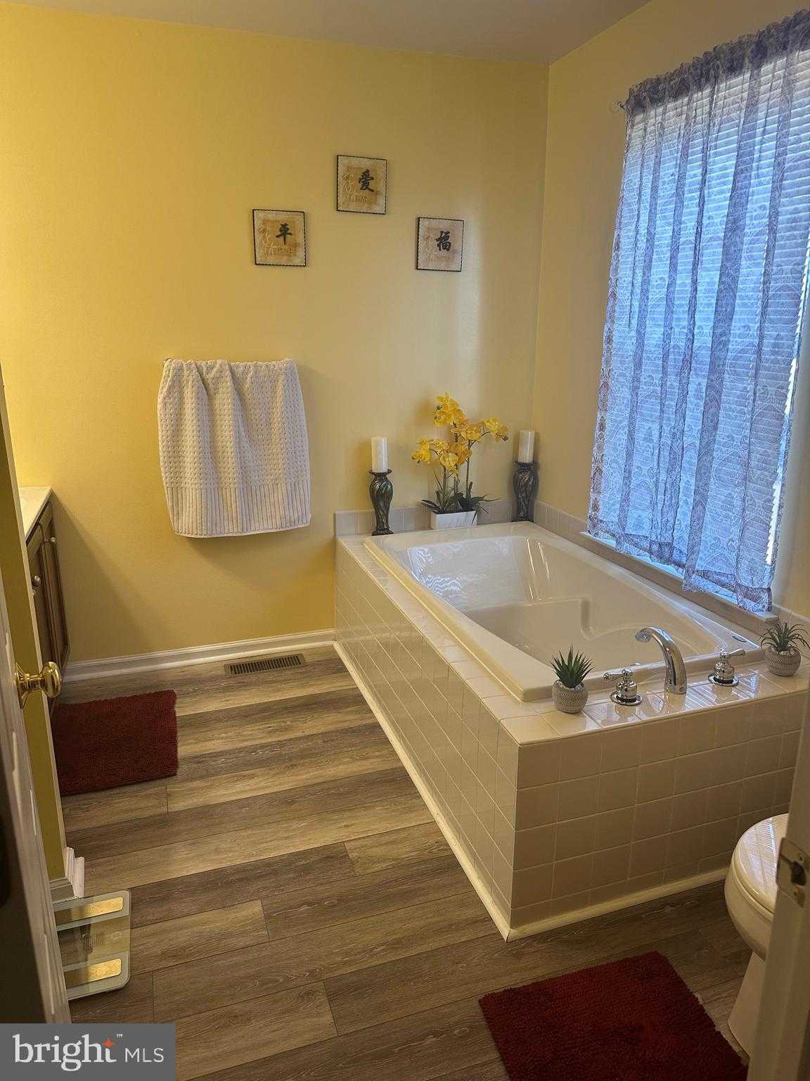 1034 Rosemont Ter photo 22