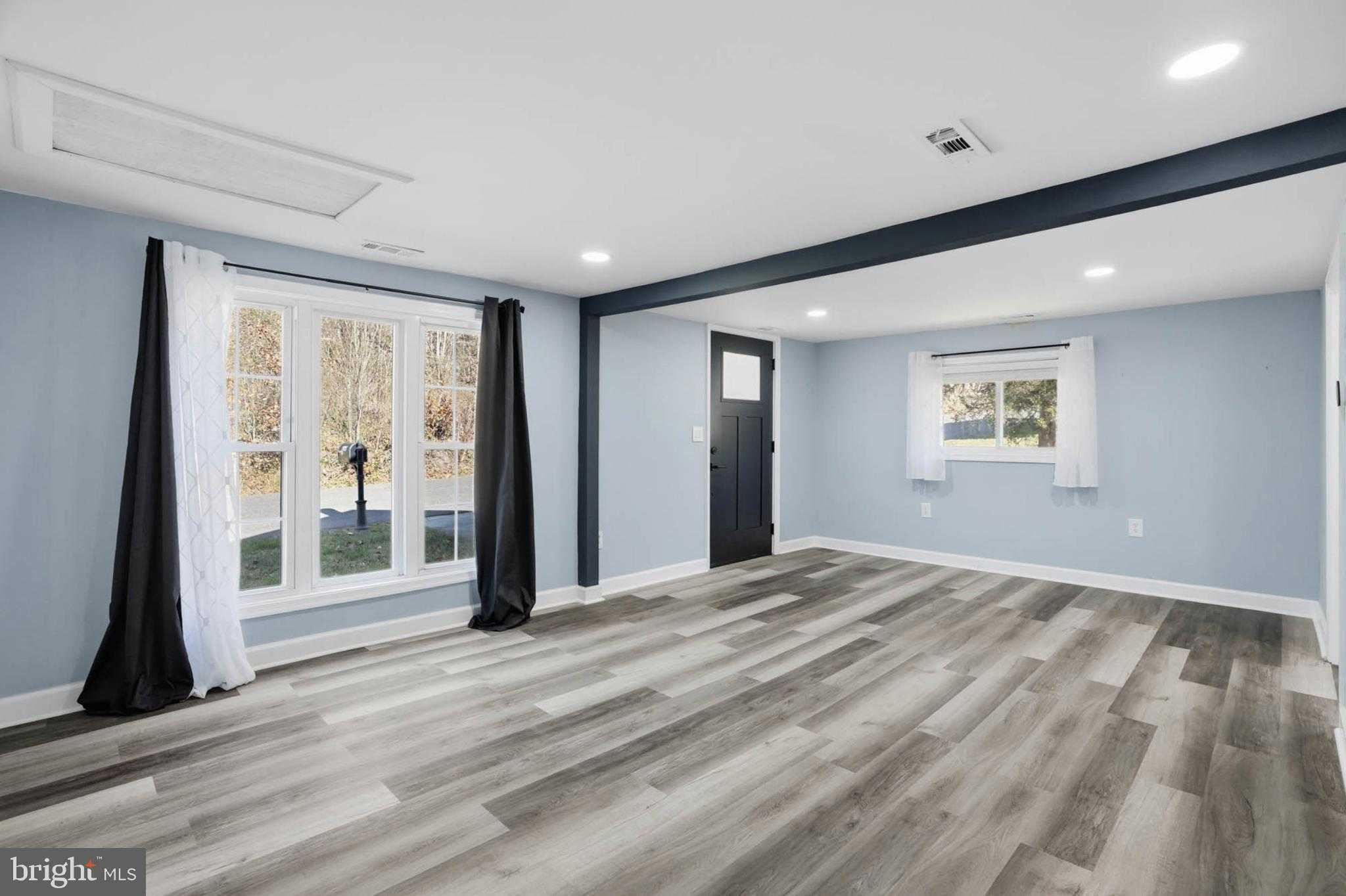 2405 Jerusalem Rd photo 4