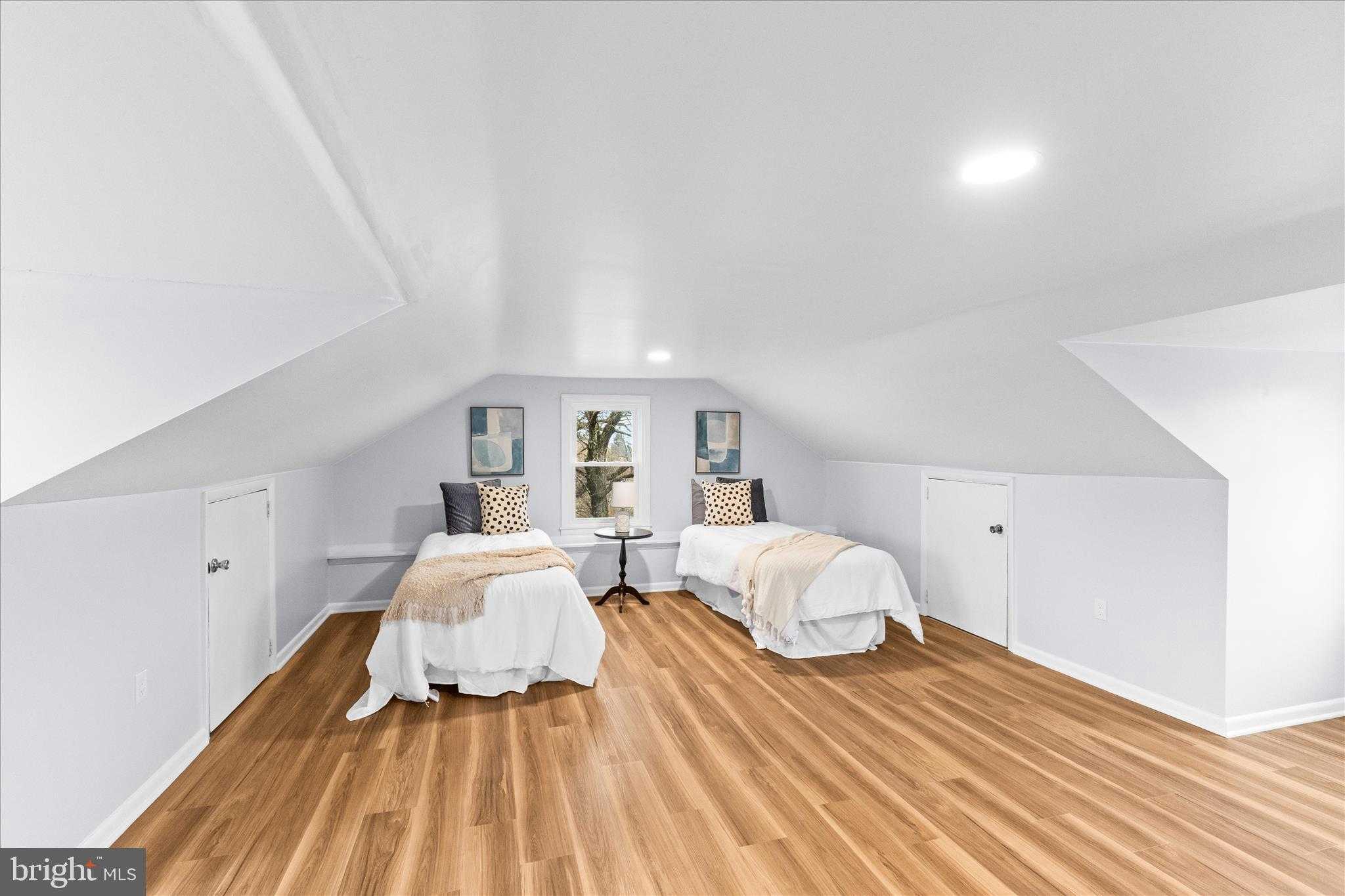 21 Upper Bermudian Rd photo 30