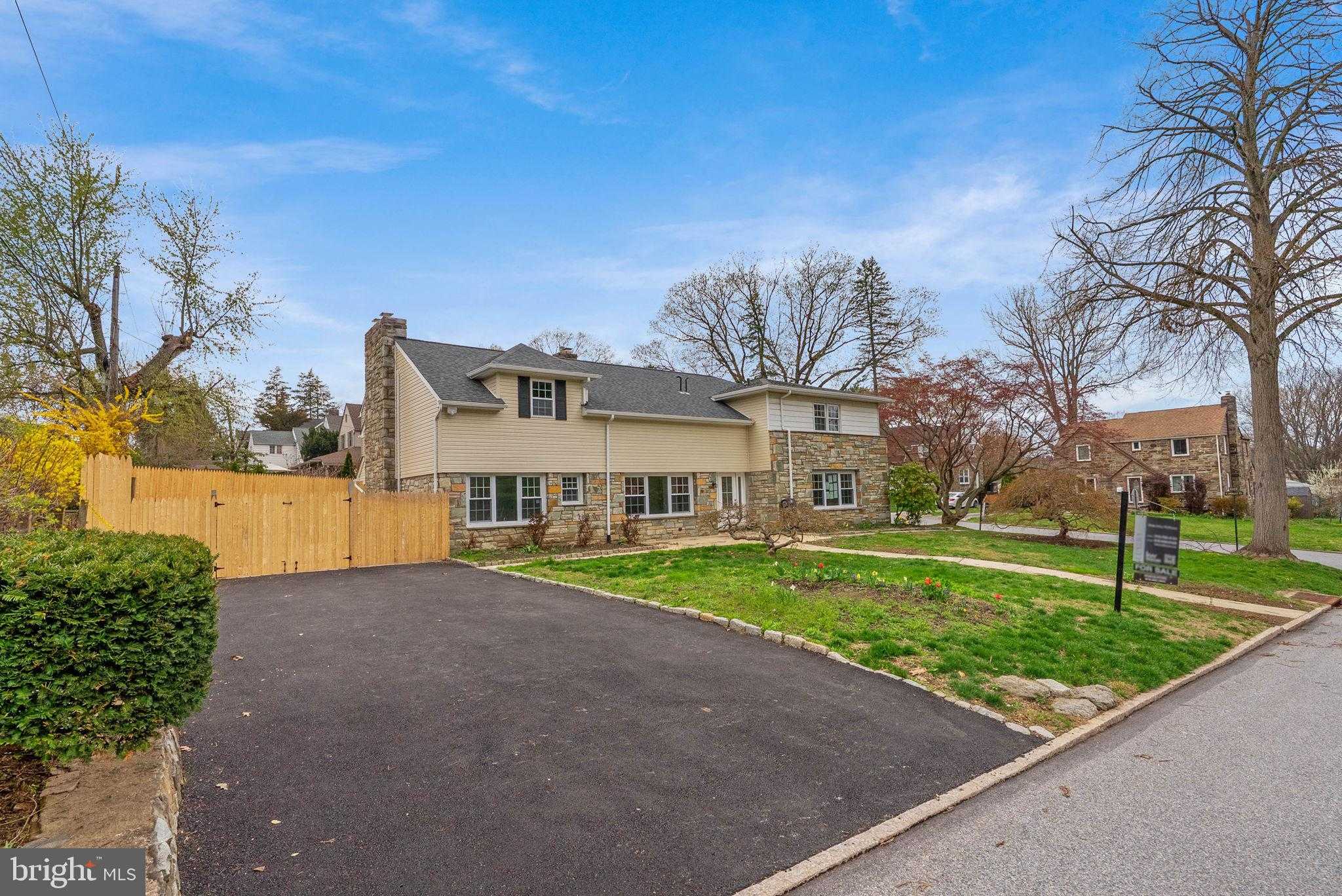 51 Academy Rd photo 2