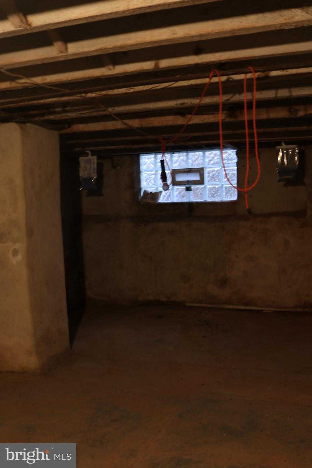 121 E Tulpehocken St photo 34