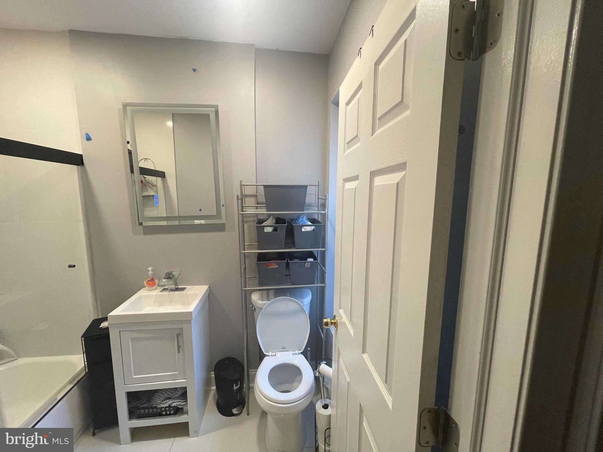 7119 Woodland Ave photo 5