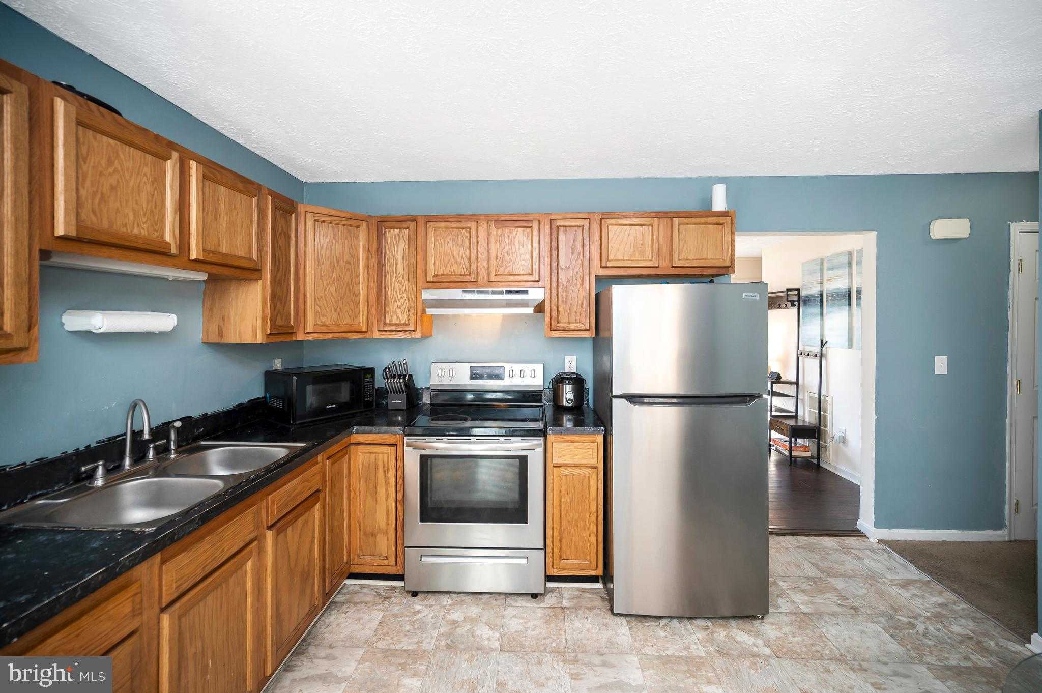 9577 Roys Ln photo 10