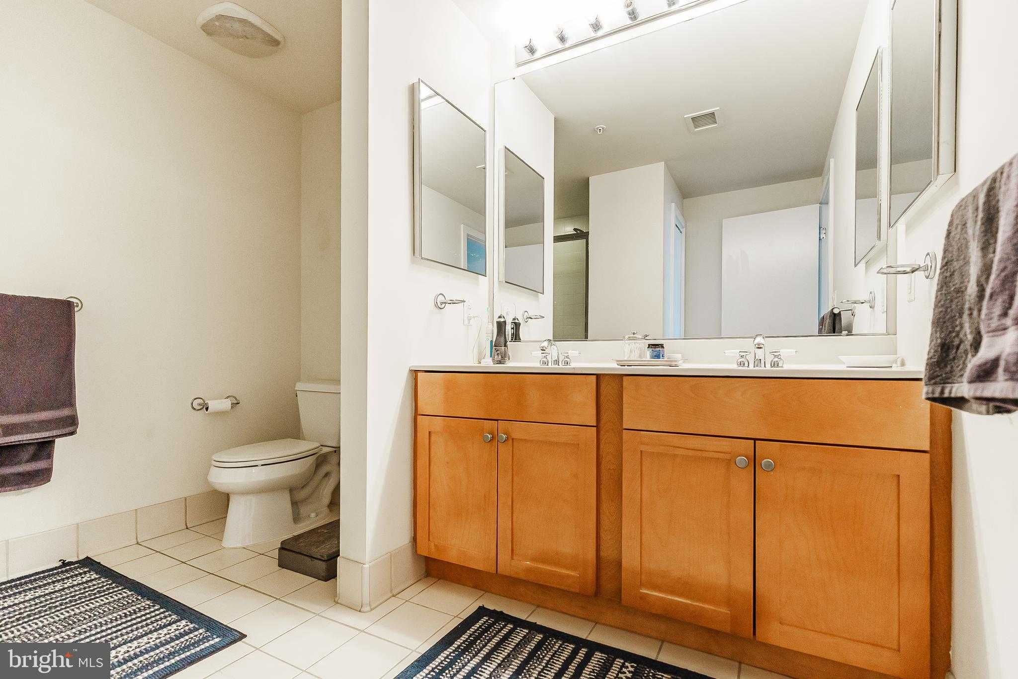 717 S Chris Columbus Blvd photo 7