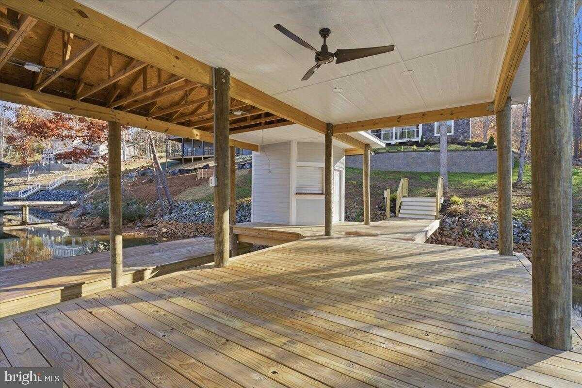 172 Lakewatch Cir photo 92