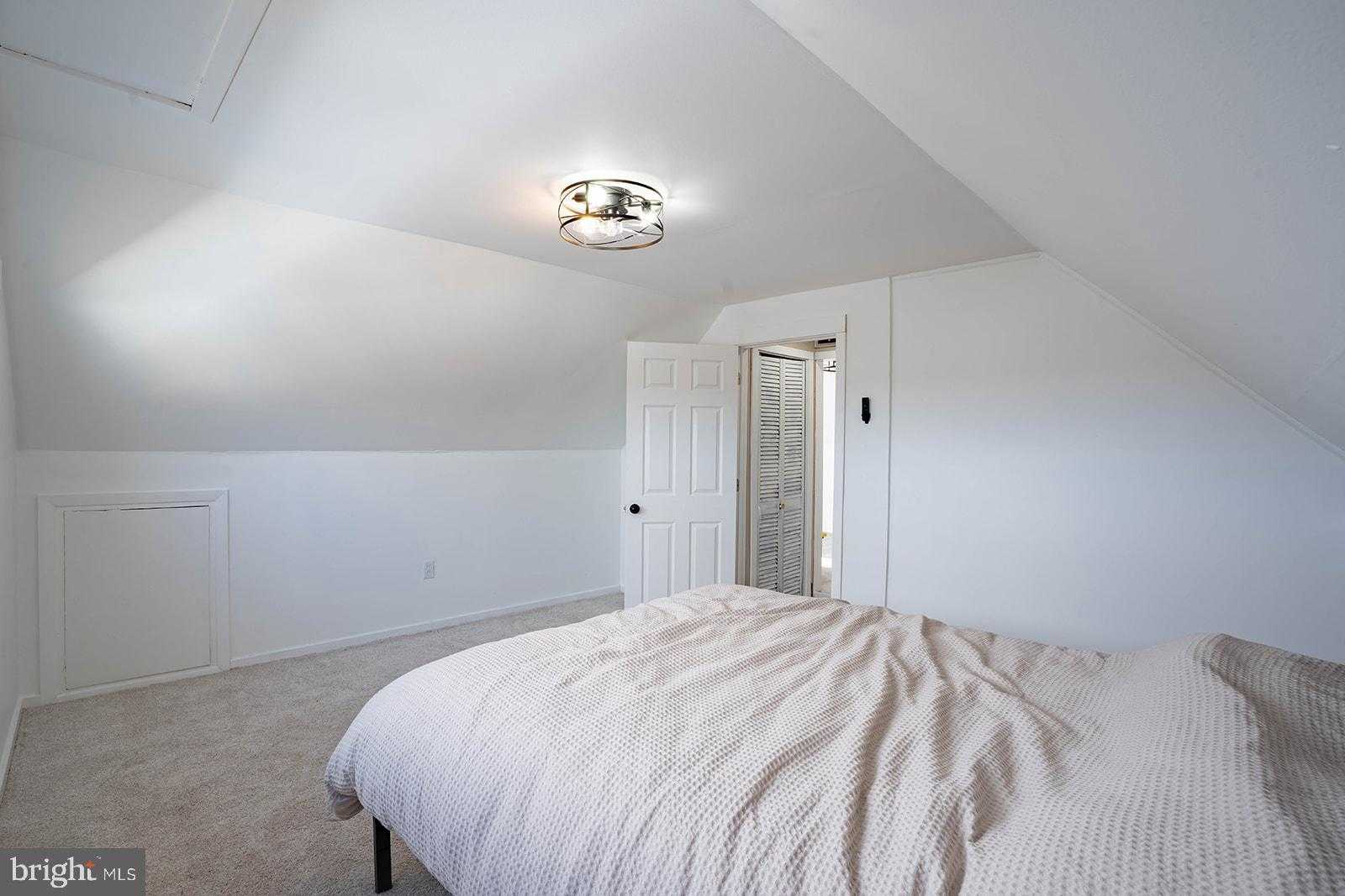 42 Hollyhock Ln photo 15