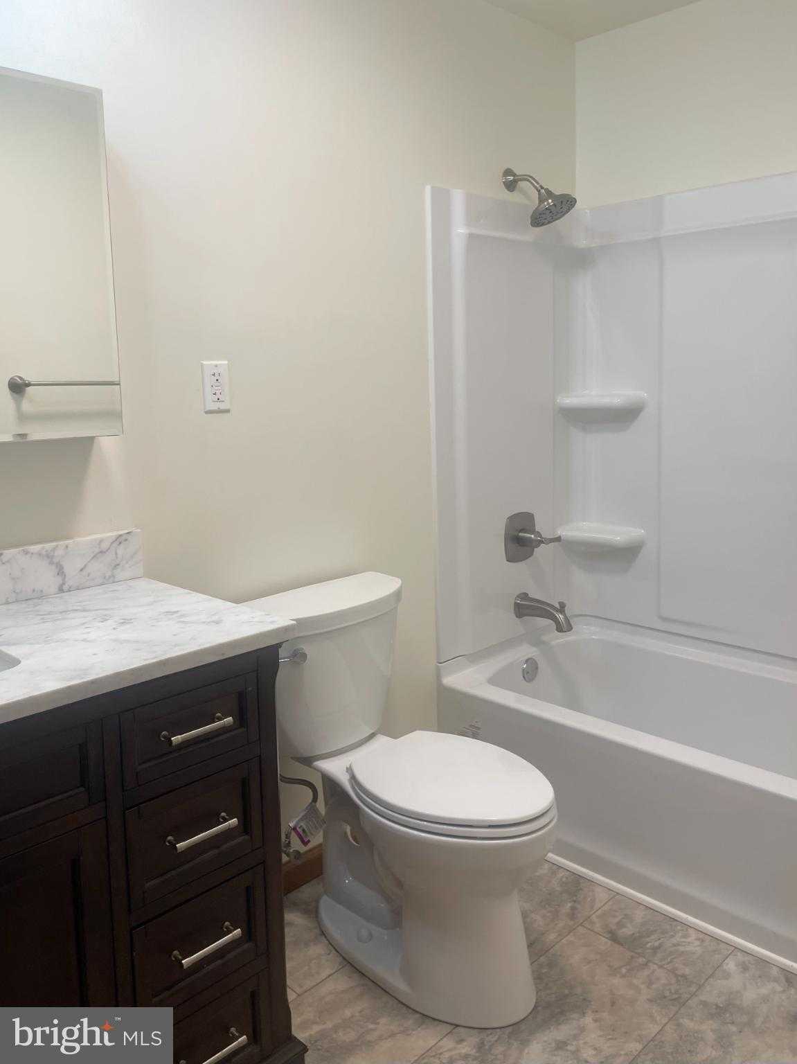 230 Armstrong Ave photo 14