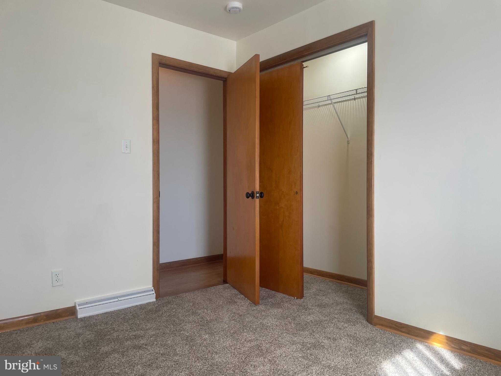 230 Armstrong Ave photo 24