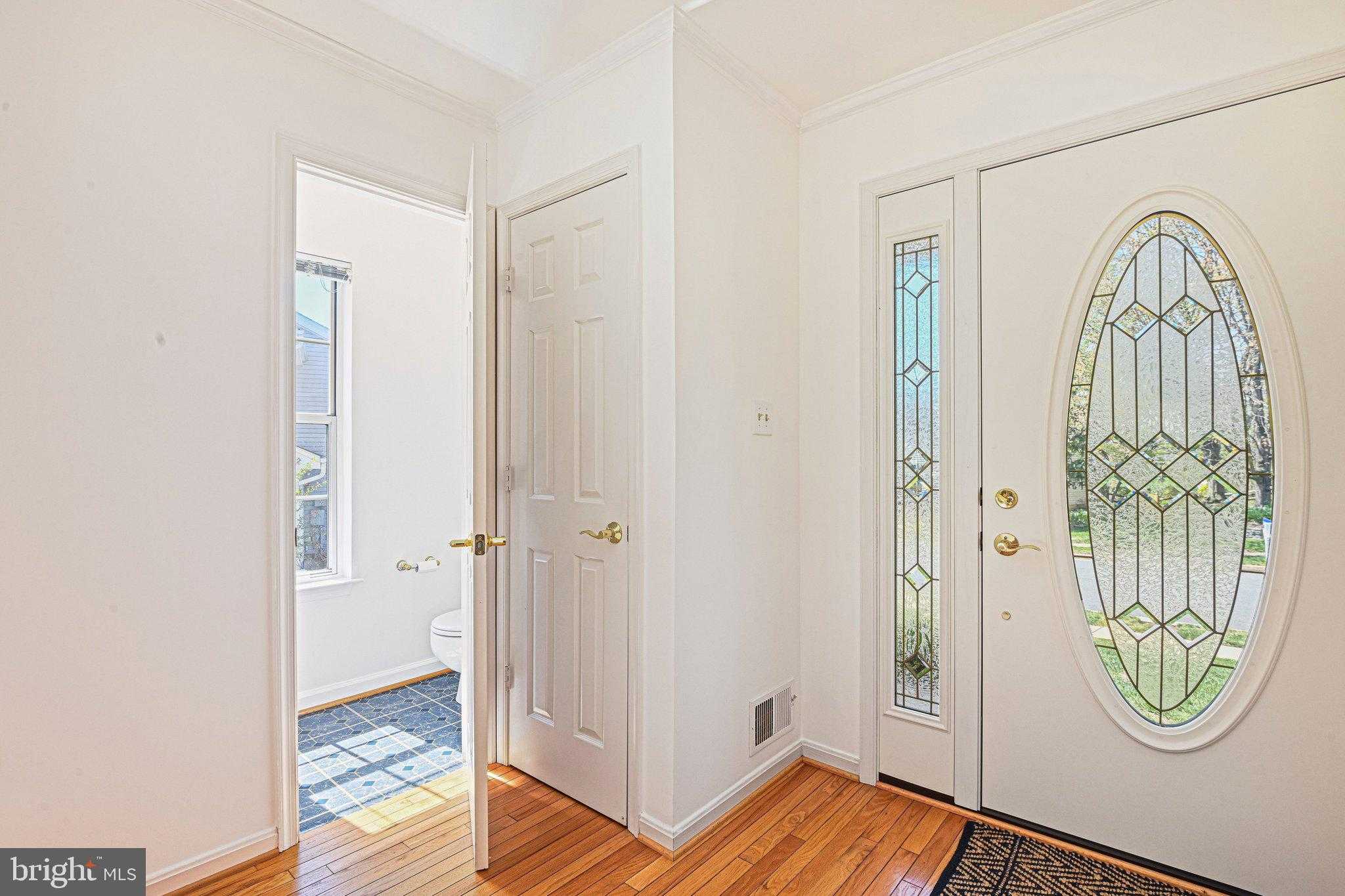 13481 Lake Shore Dr photo 6