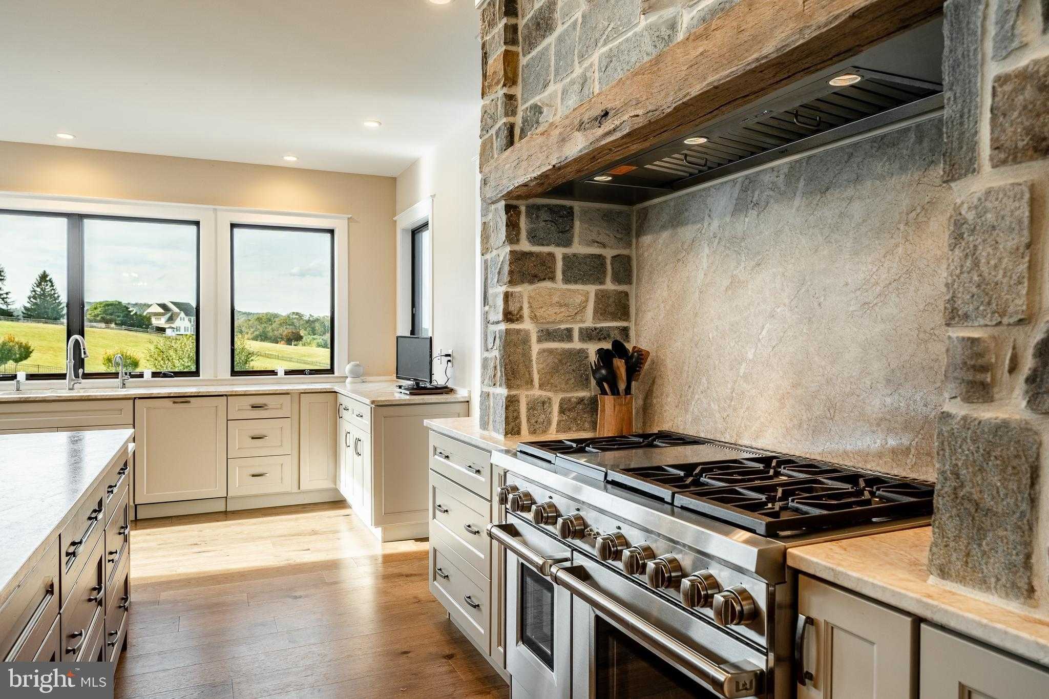 45 Wyndemere Lake Dr photo 33