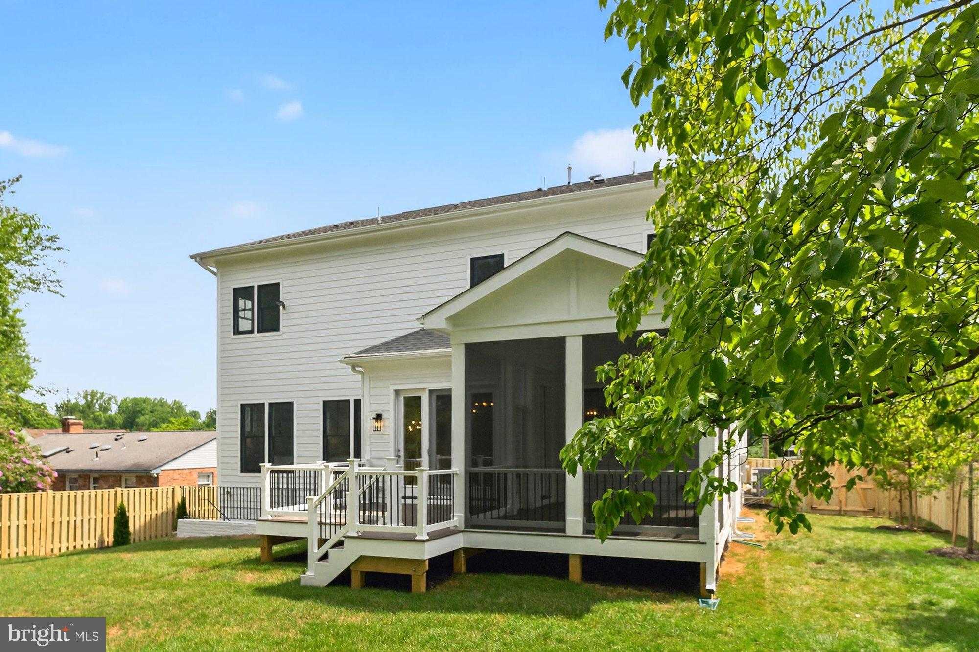 613 Blackstone Ter NW photo 118