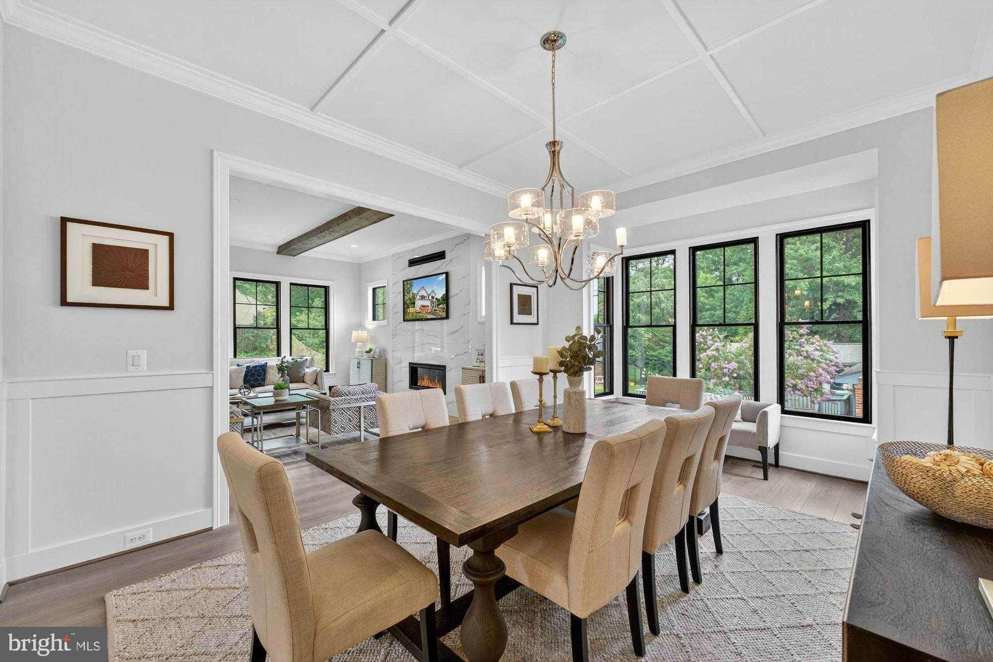 613 Blackstone Ter NW photo 20